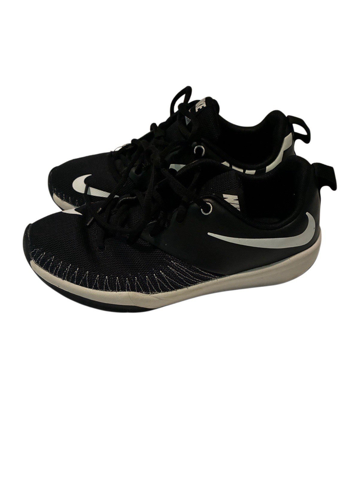 Nike Team Hustle D7 Low Black/White Youth Size 6Y Shoes