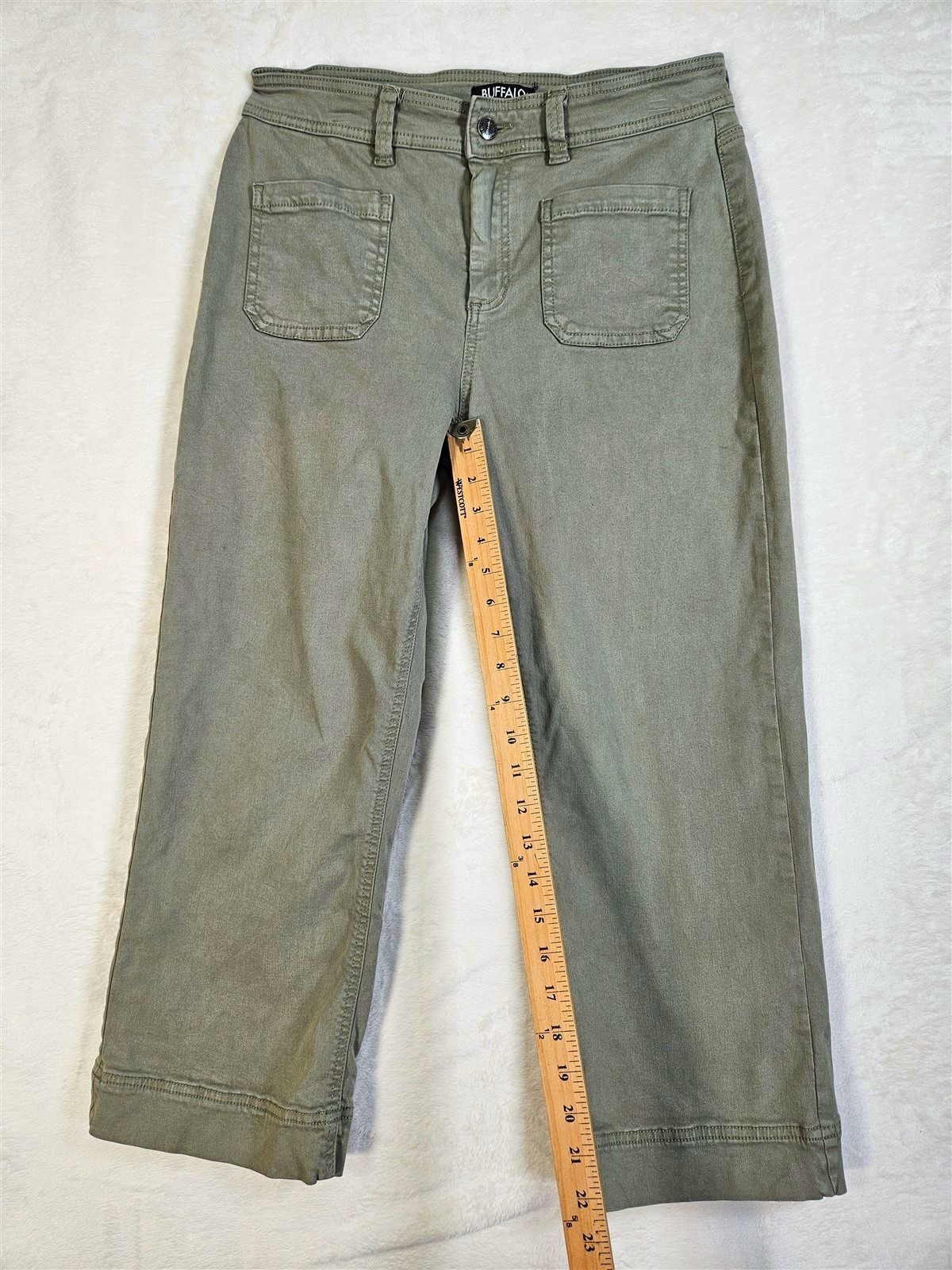 Buffalo David Bitton Crop Pants Women Size 10 Patch Pockets Stretch Green