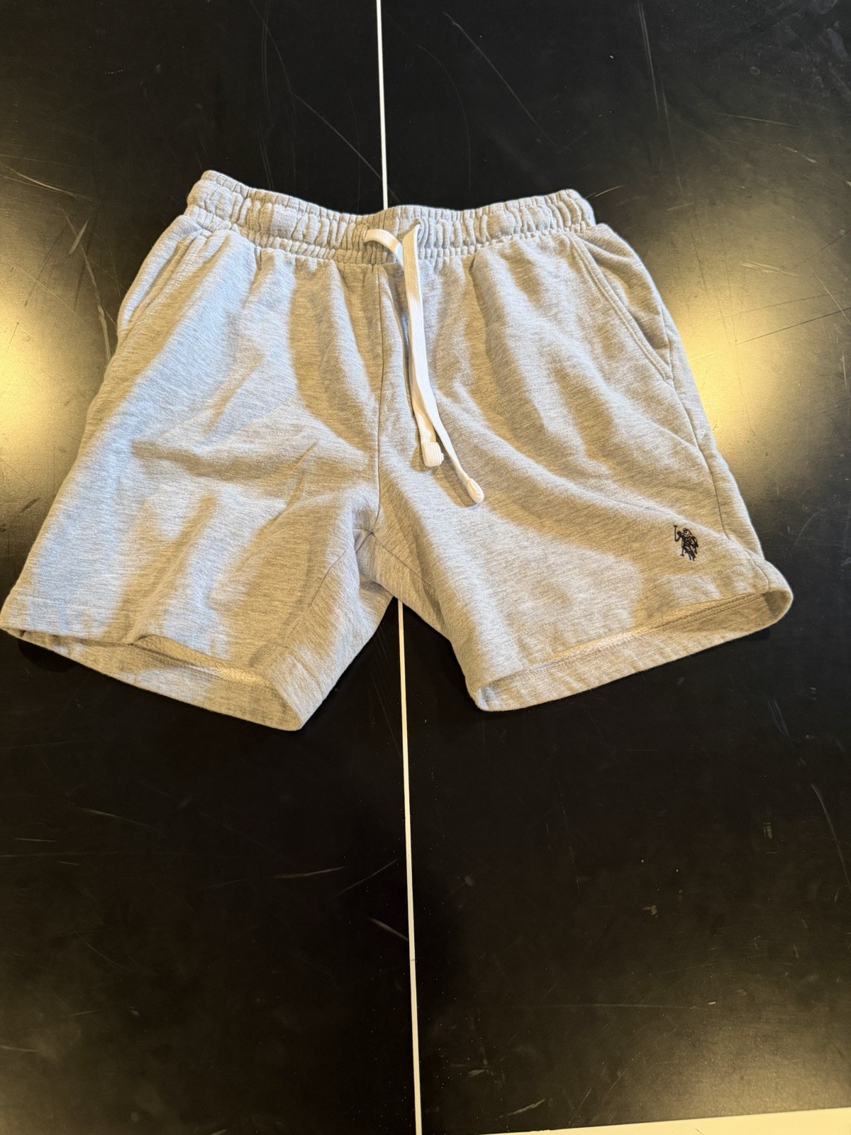 Men’s Gray Cotton Knit Sweat Shorts w/ Drawstring, Elastic Waist & Pockets