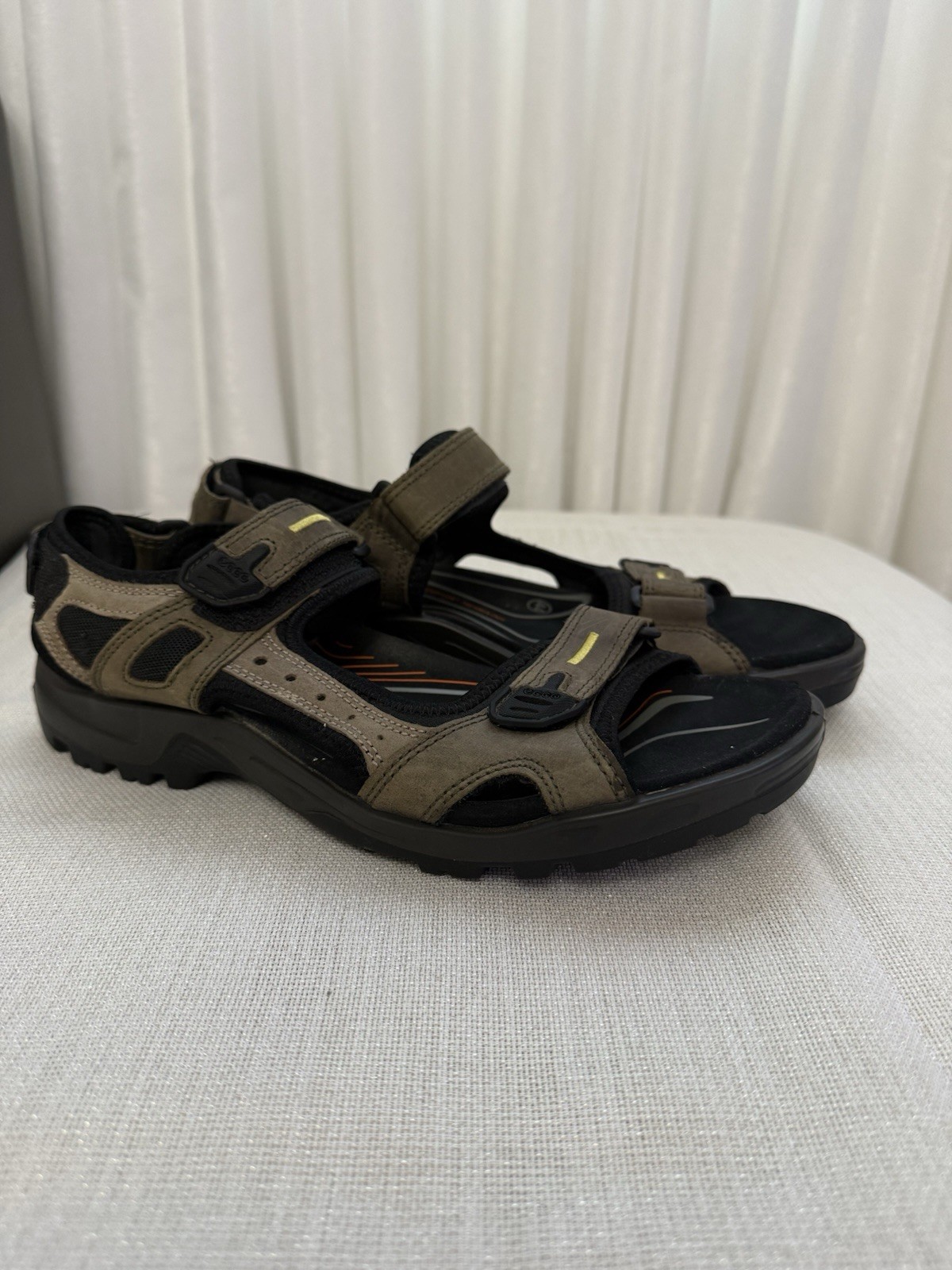 ECCO Men’s Leather Hook & Loop Adjustable Strap Sandals Brown/Black US 10.5