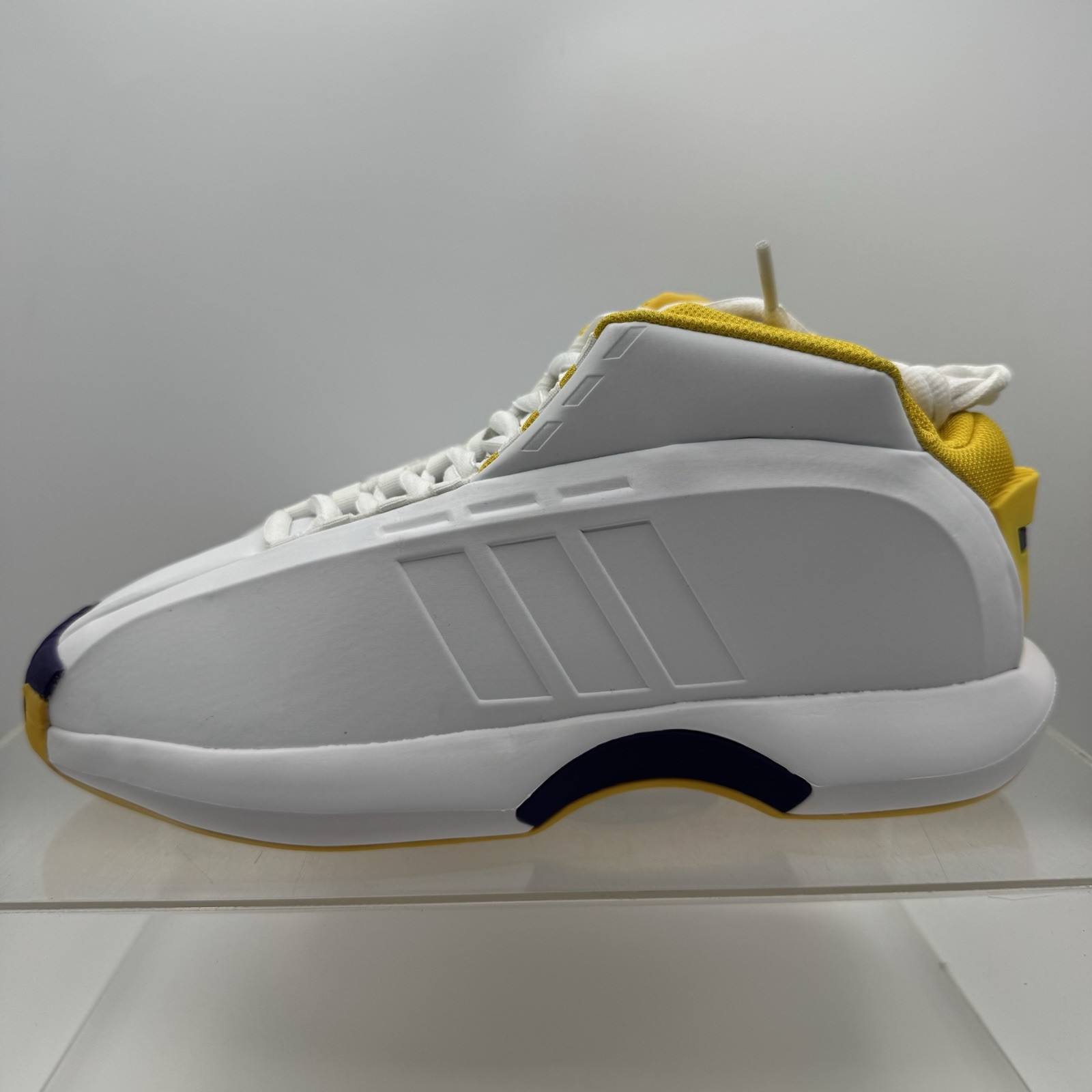 Brand New Adidas Crazy 1 Kobe Lakers GY8947 White Yellow Purple Men’s Size 7.5