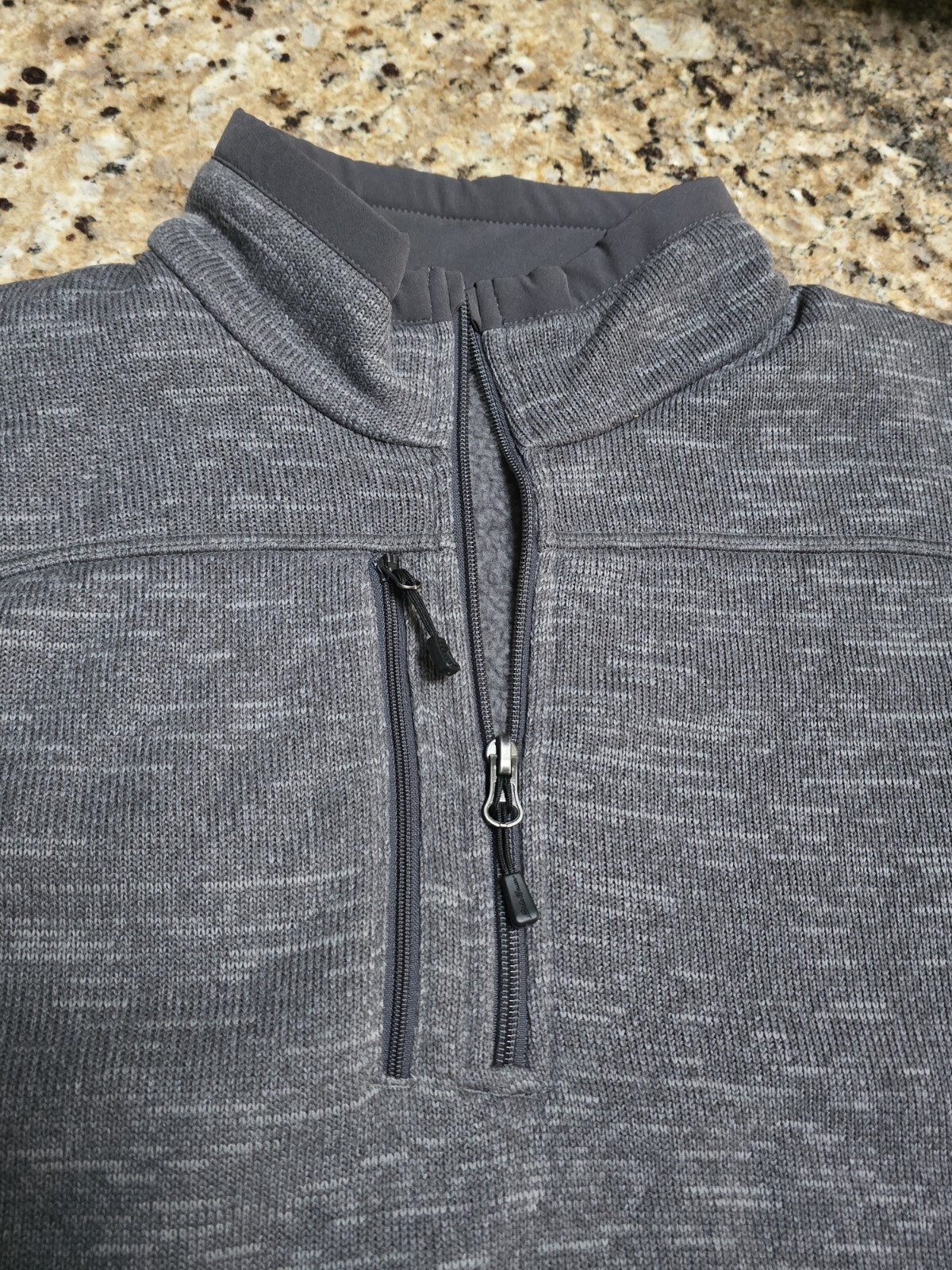 Eddie Bauer Mens 1/4 Zip Fleece Pullover Zip Pocket Brown Gray MEDIUM NEW