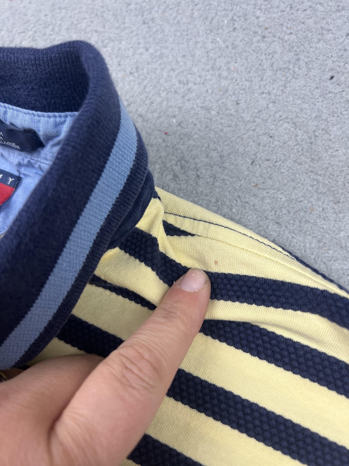 Tommy Hilfiger Polo Shirt Mens Medium Navy Yellow Striped Flag Logo Cotton