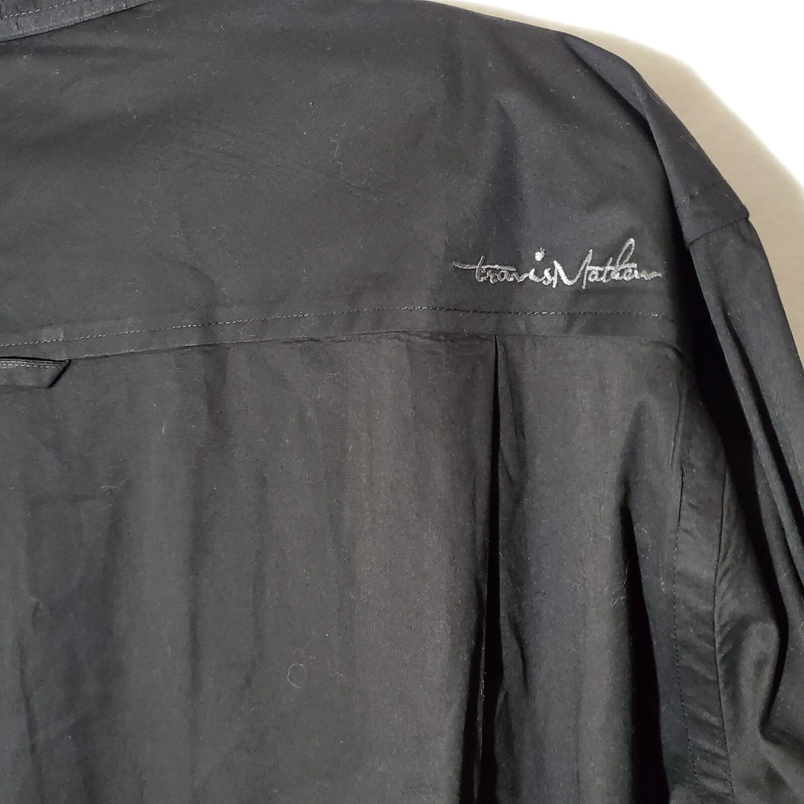 Travis Mathew Shirt Button Up Men’s XXL Pockets Long Sleeve Pockets Embroidered