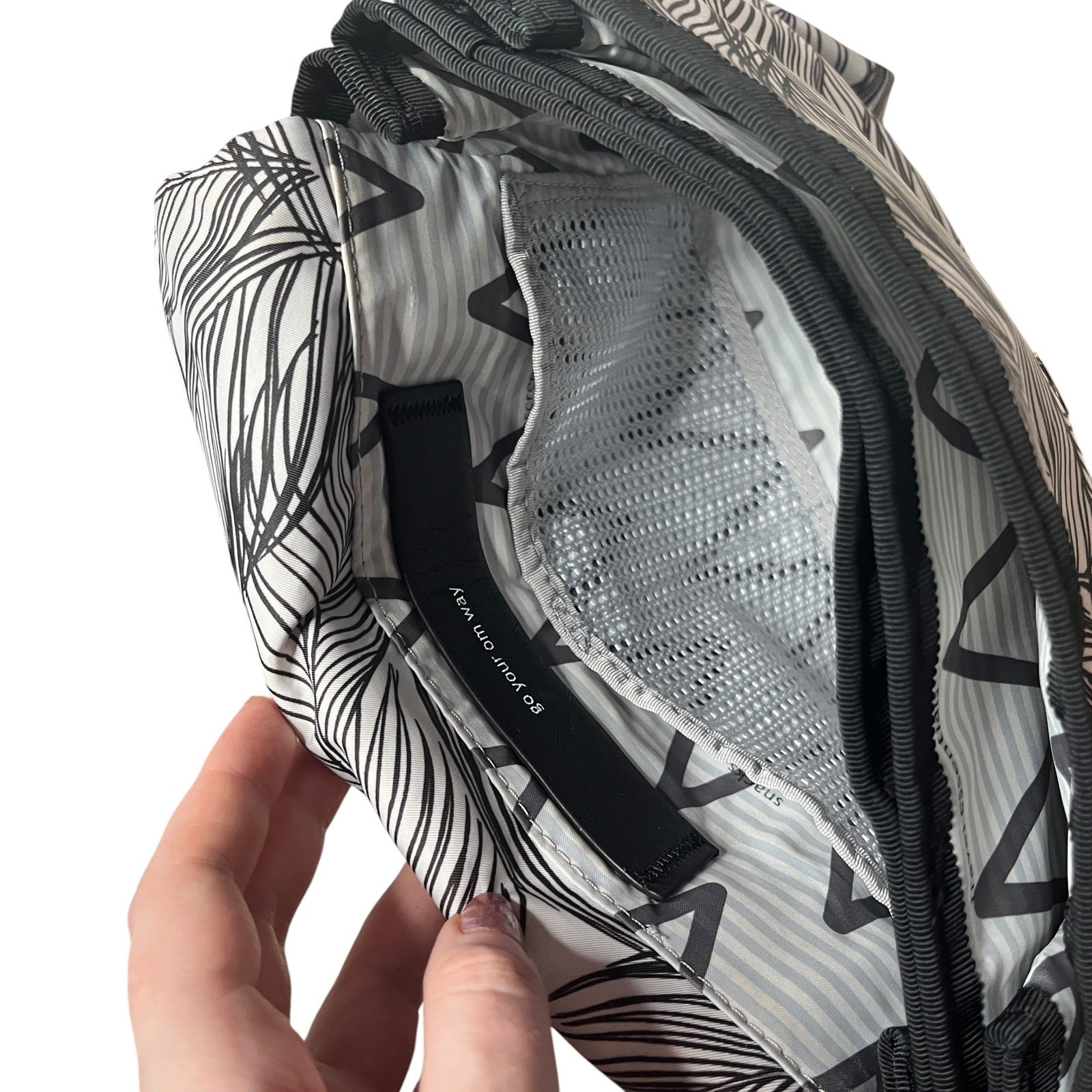 Lululemon Party Om Bag Sketchy Palms White Black FLAWED