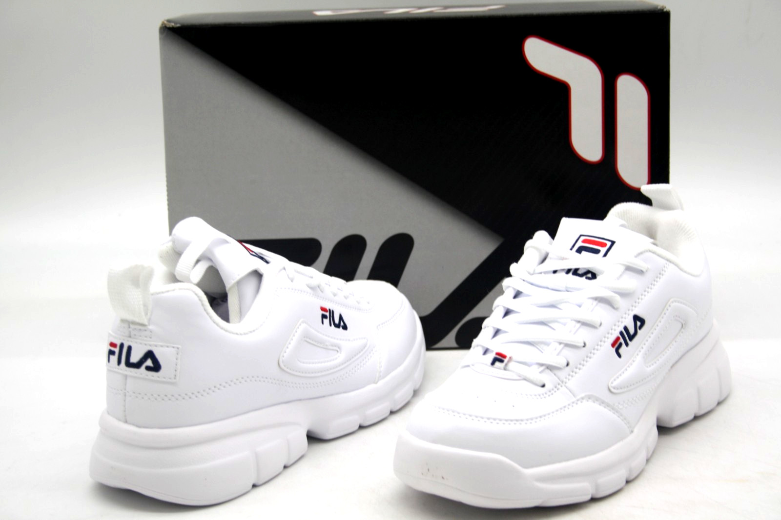 FILA DISRUPTOR SE 1SX60022-166 ATHLETIC ULTRA LIGHT CASUAL SHOE WHITE/NAVY/RED