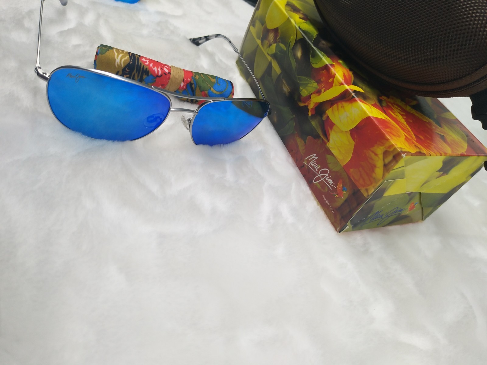 NIB MAUI JIM Sunglasses Cliff House Silver Blue Hawaii Lens Polarized B247-17