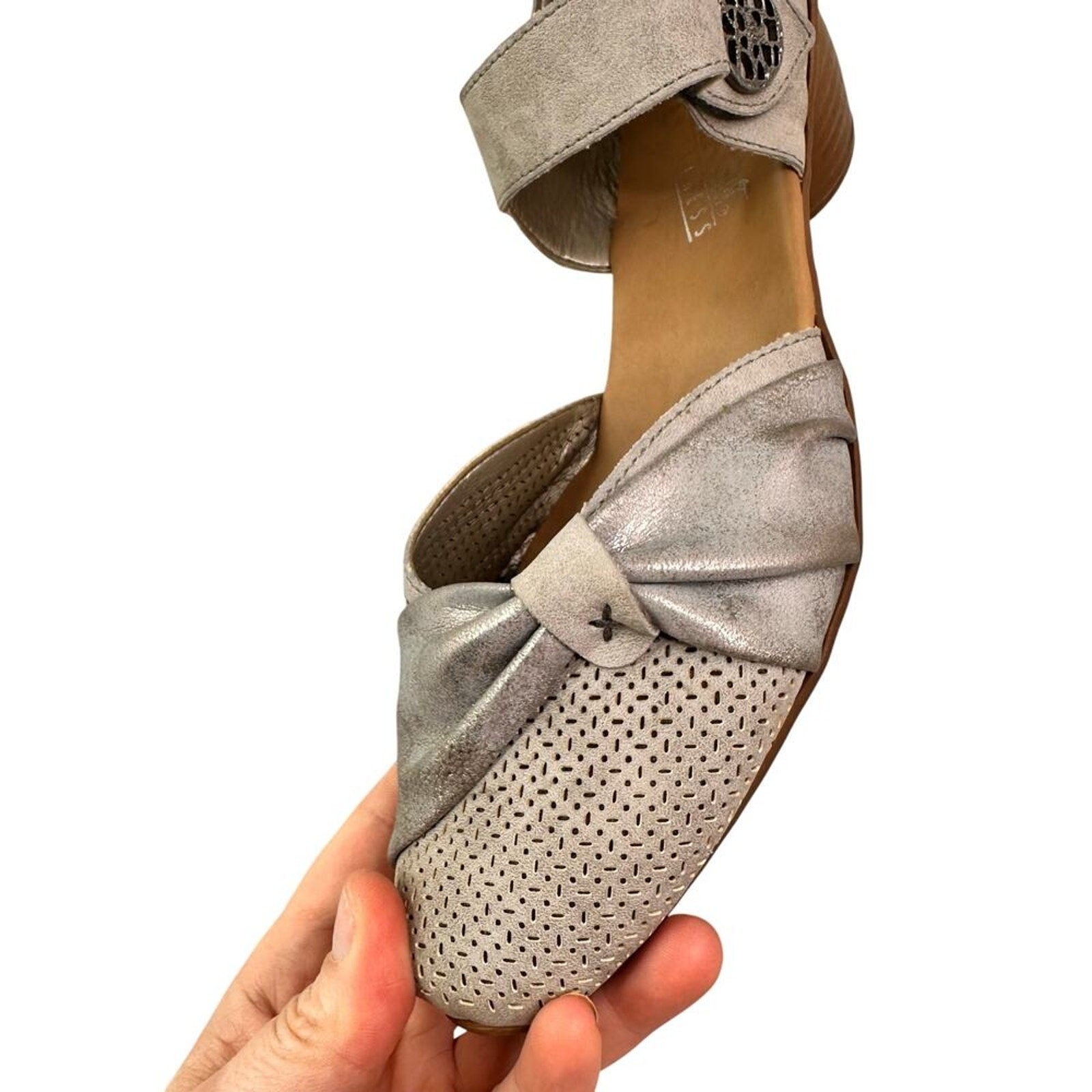 Rieker women’s antique gray perforated leather Mary Jane shoes size EU 39