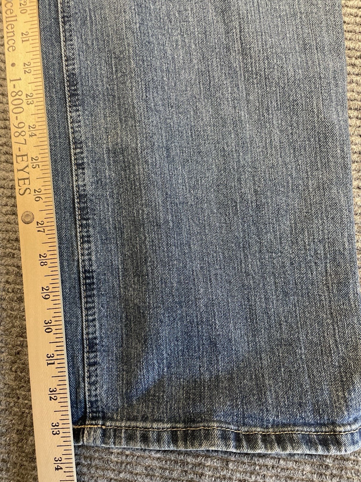Ariat M4 Low Rise Boot Cut Jeans Mens 38×34(33.5) Blue Light Wash Relaxed Denim