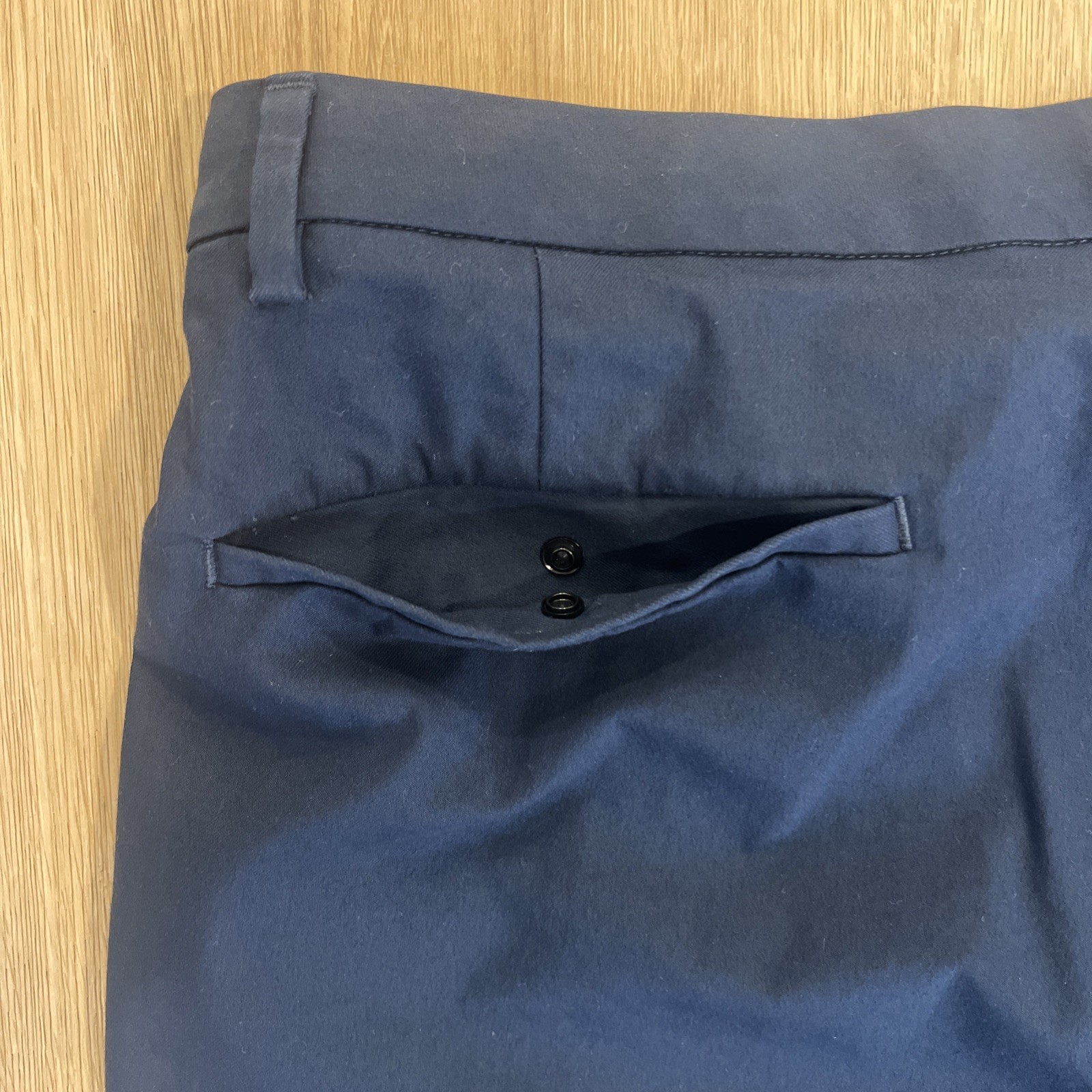 BONOBOS Men’s 36×32 Navy Blue Pants Chinos Golf Slim Fit Hidden Stretch Waist