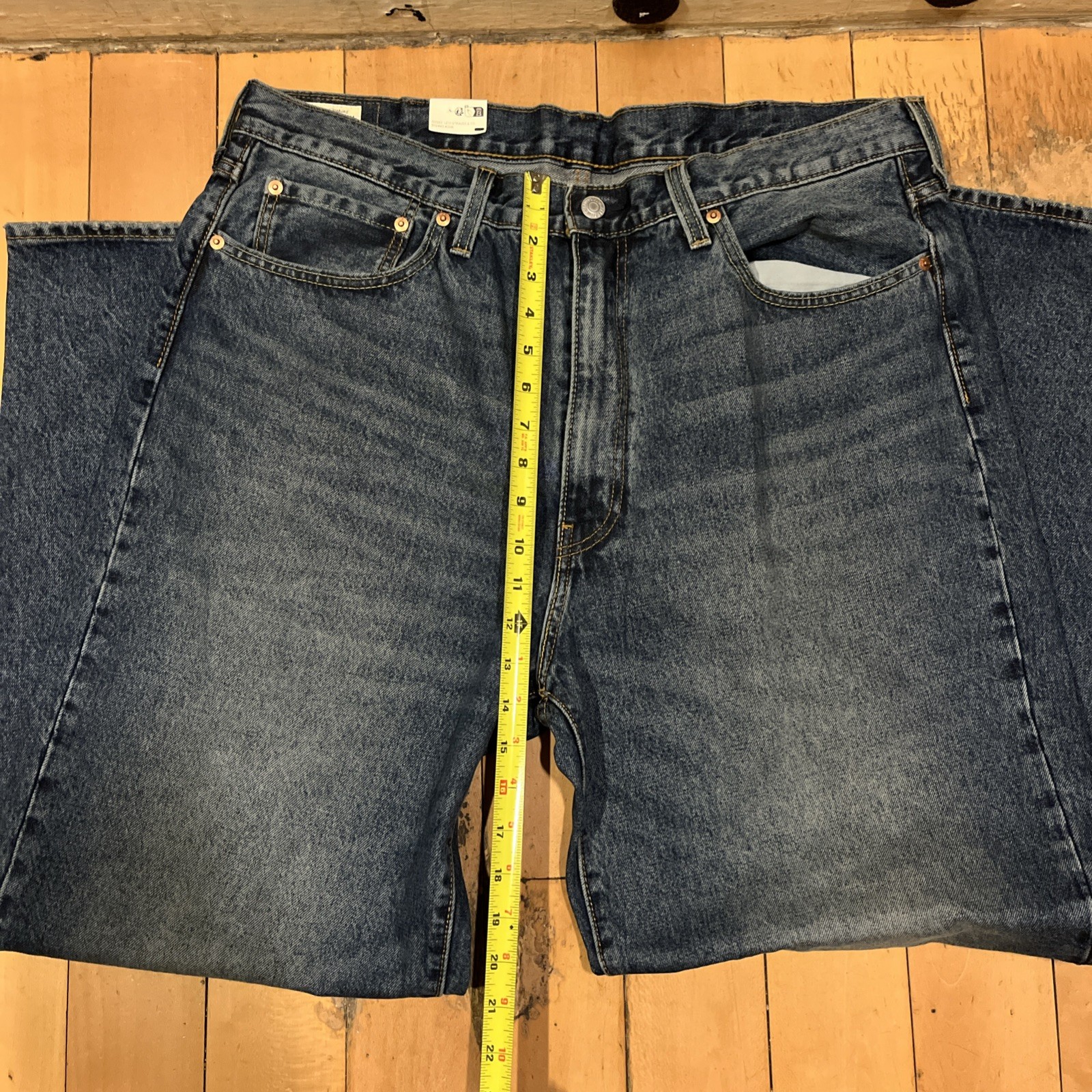 Levi’s Premium 568 Loose Straight Blue Jeans 38×32
