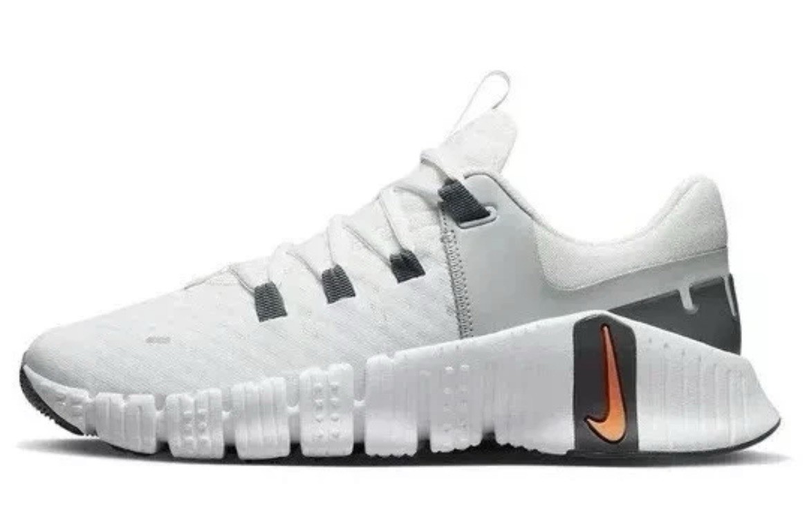 Nike Free Metcon 5 White Bright Mandarin DV3949-101 Men’s Multi Size NEW
