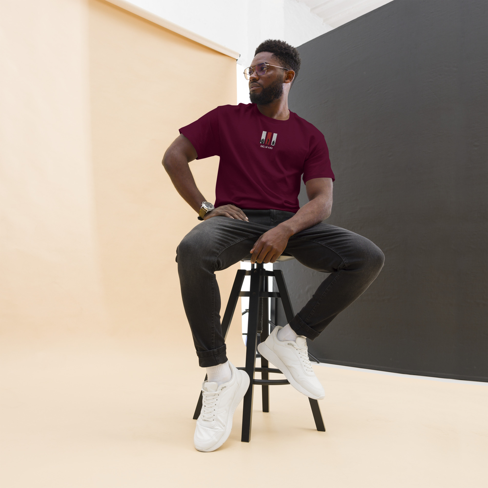 Men’s classic tee – Elevate your style with our 100% cotton men’s classic tee!