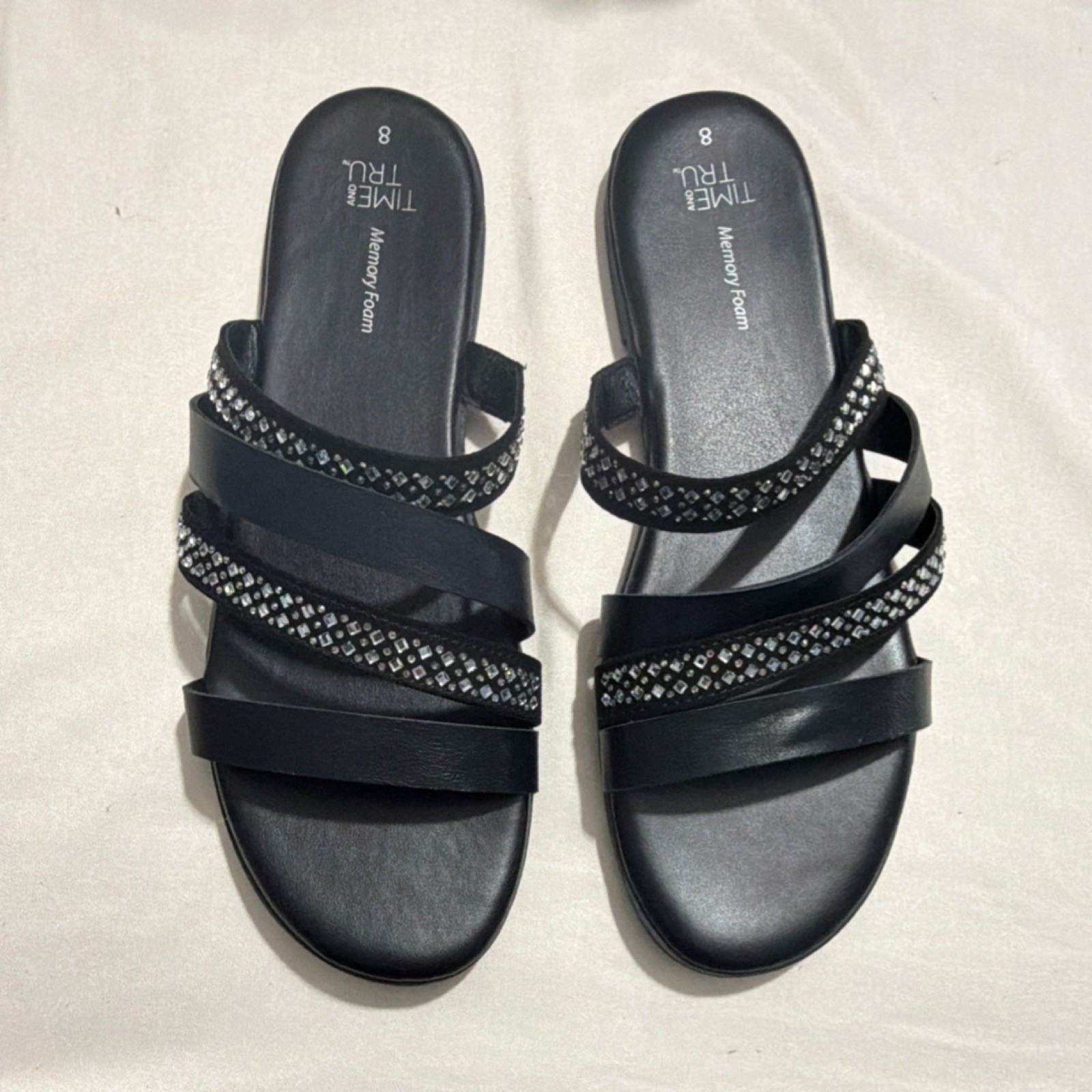 Time and Tru Memory Foam Black Strappy Rhinestone Slip-On Slide Sandals 8
