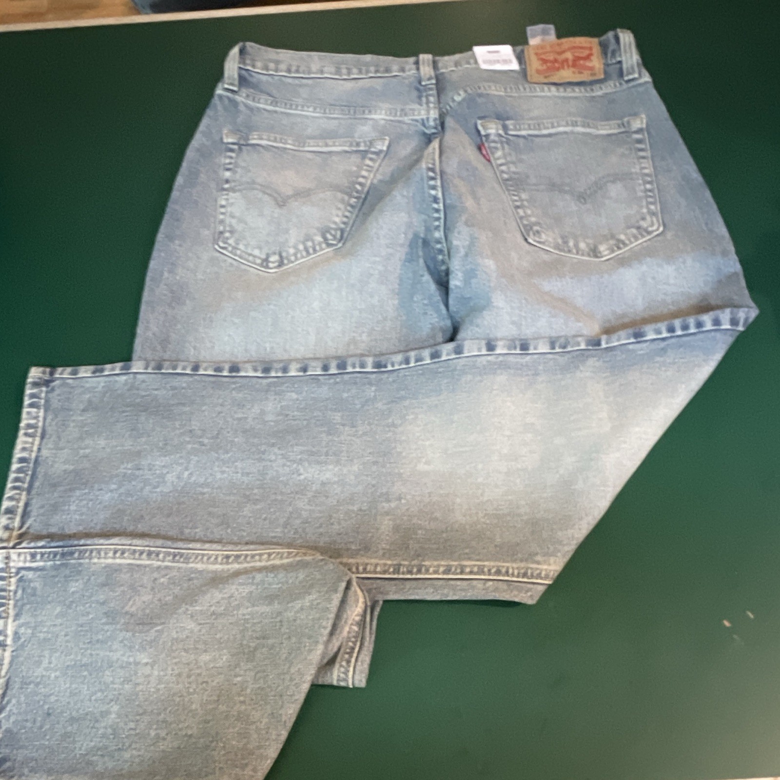 Levi’s 541 Athletic Taper Jeans Blue Light Wash Stretch 5-Pocket Zip Fly