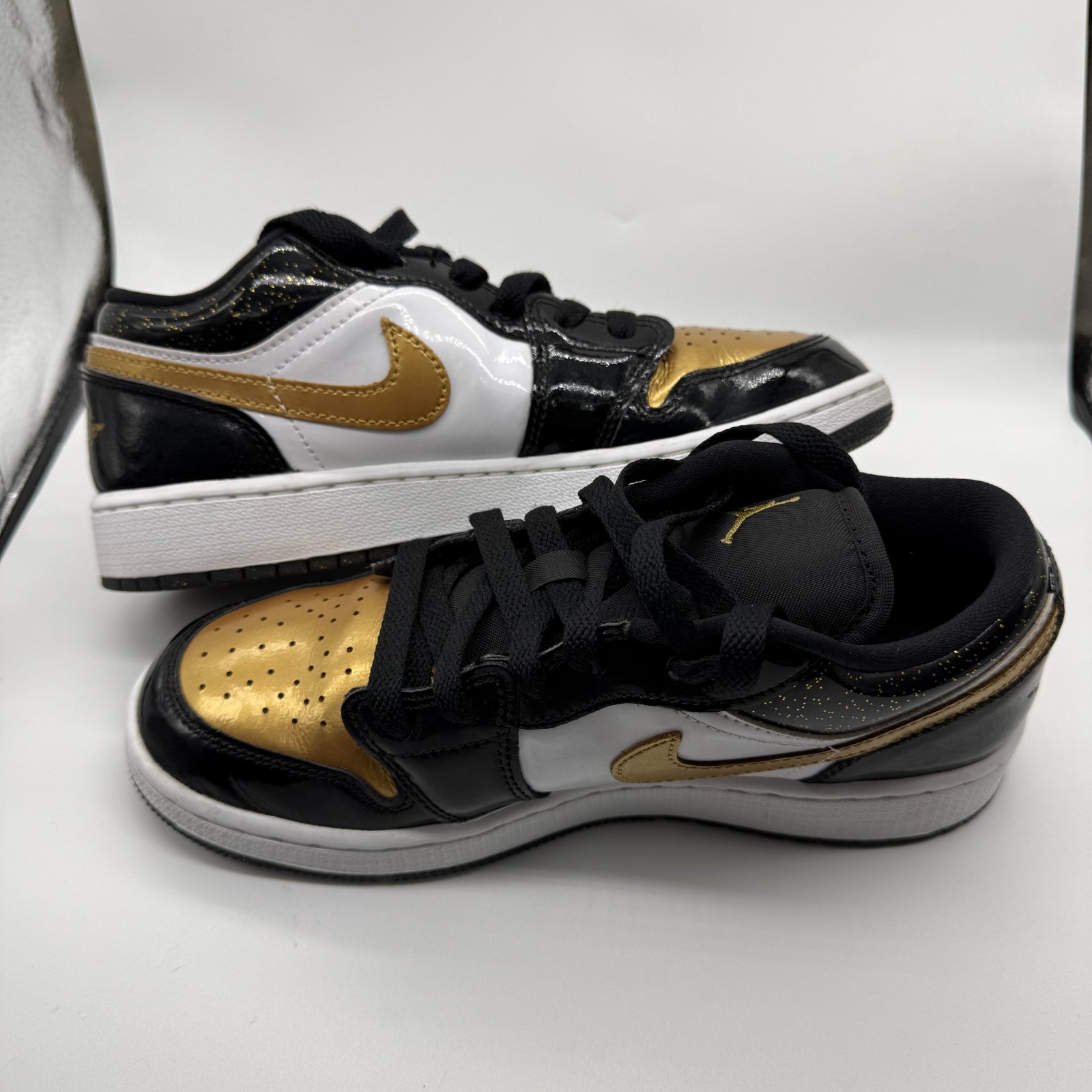 Air Jordan 1 Low SE GS ‘Gold Toe’ US 5Y