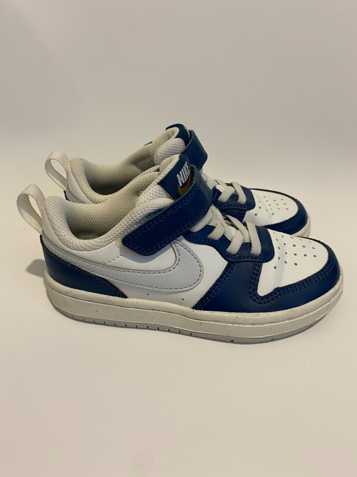 (Size 10.5c) Nike Court Borough 2 Low White Valerian Blue FREE SHIPPING