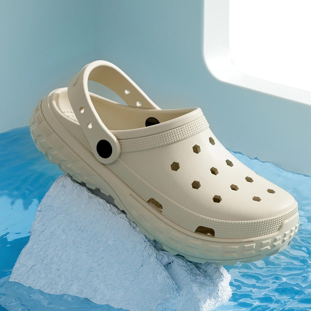Crocs Classic Clog Unisex Slip On Women Shoe Ultra Light Water-Friendly Sandals