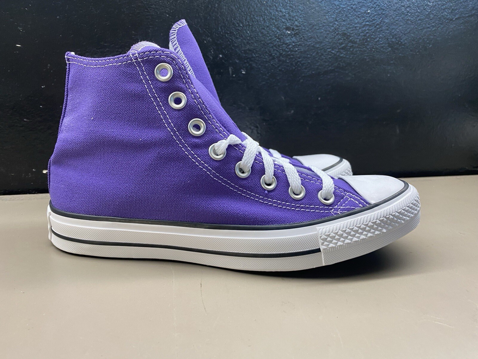 New Unisex Converse All Star Hi Top Electric Purple 137833F Size Men 7/Women 9