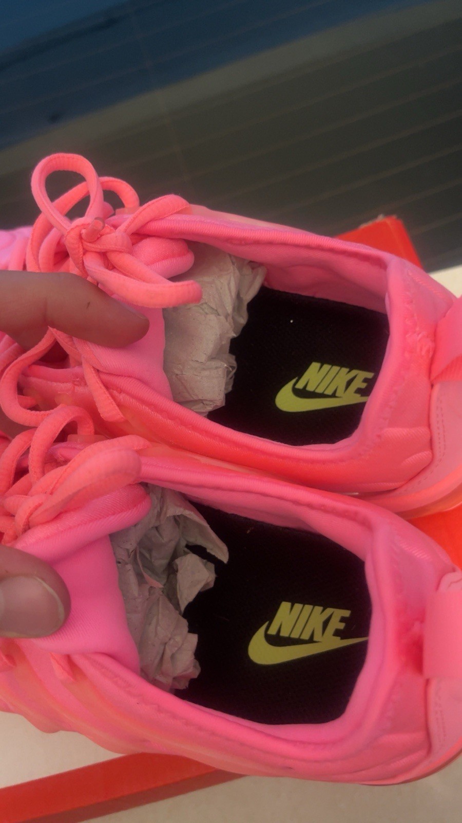 Nike Air VaporMax Plus Woman’s Low-Top Lace-Up Sneakers Pink New w/ Box