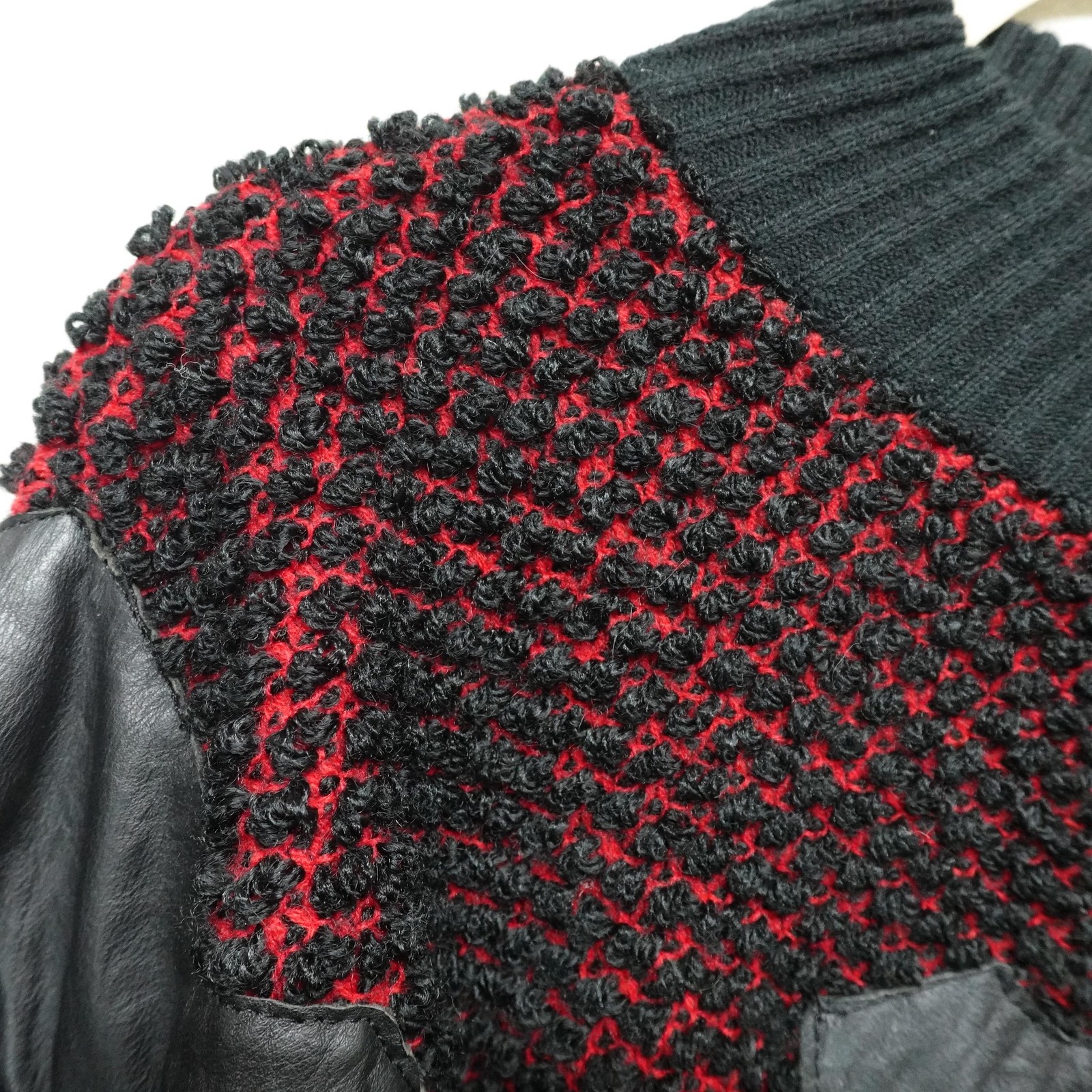 Vintage Mario Bellucci Sweater Mens XL Black Red Textured Leather Patch 90s