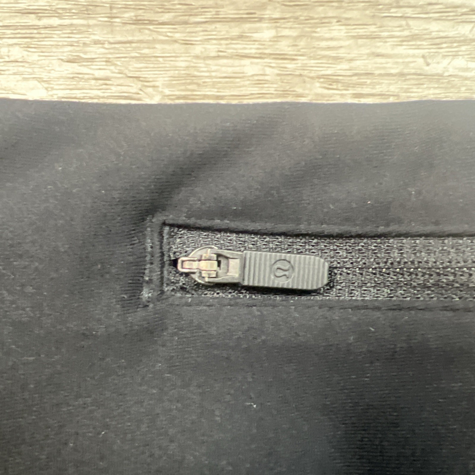 Lululemon Zoned In Tight 27” Zipper Pocket W5BBNS Moon phase Size 4 Perforated
