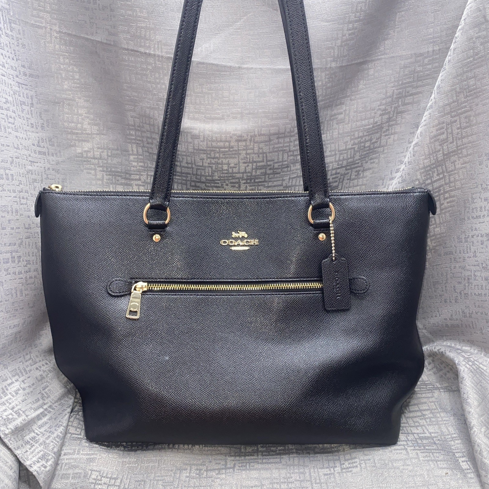 Coach Gallery Tote in Black Crossgrain Leather (Style F79608)