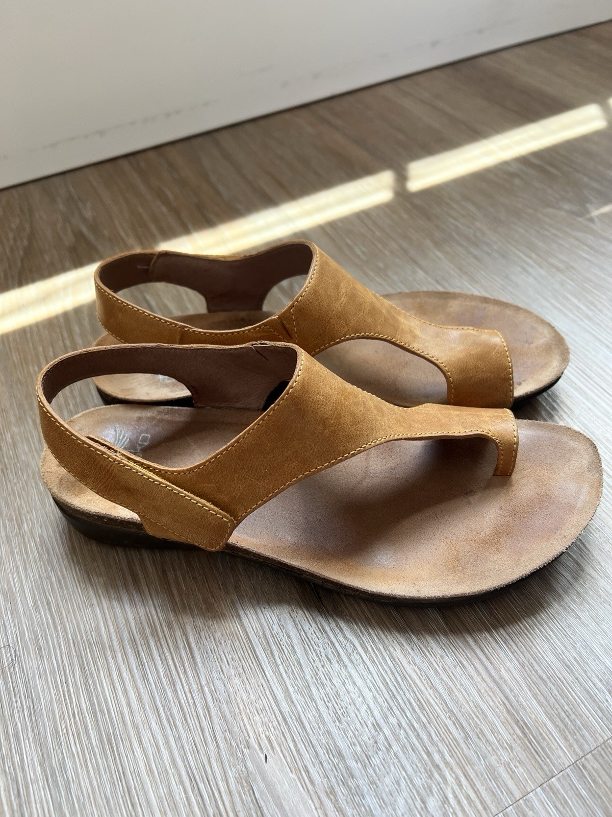 Dansko Reece Tan Leather Slingback Sandals Women’s EU 38 Comfort Toe Loop US 7.5
