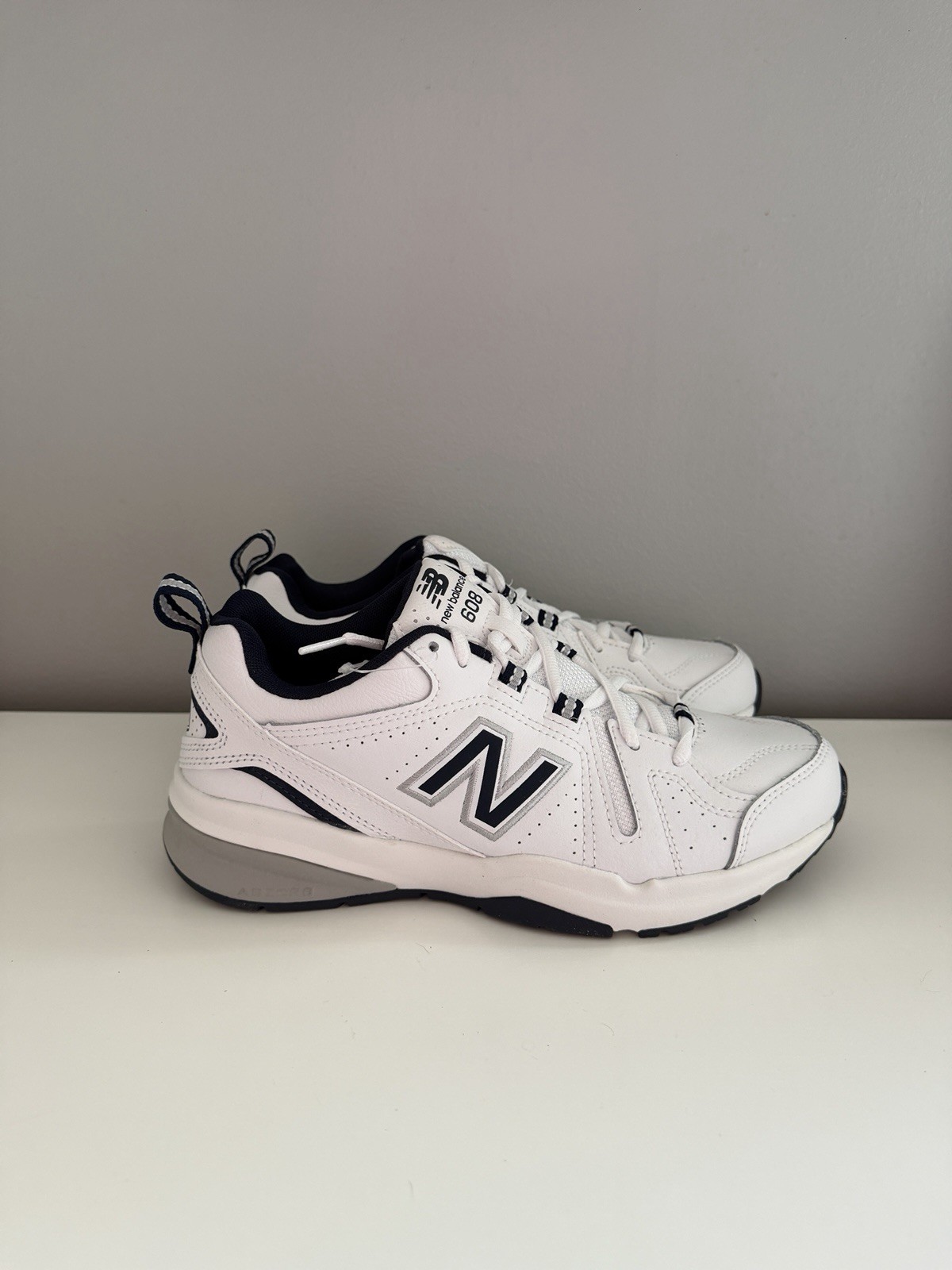 New Balance 608 Men’s Athletic Sneakers White/Navy Leather MX608WN5, New
