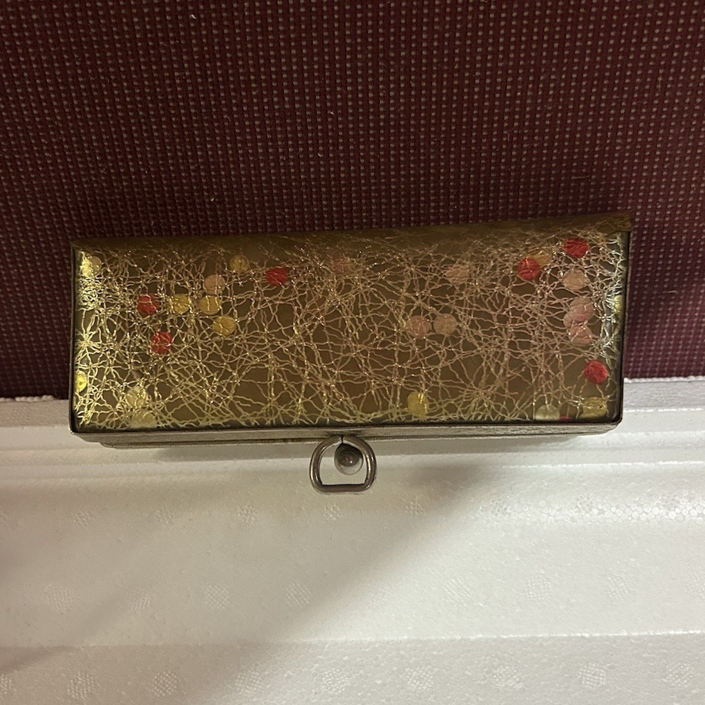 Women’s Gold Metallic Rectangle Clutch Abstract Pattern Glitter Kiss Lock