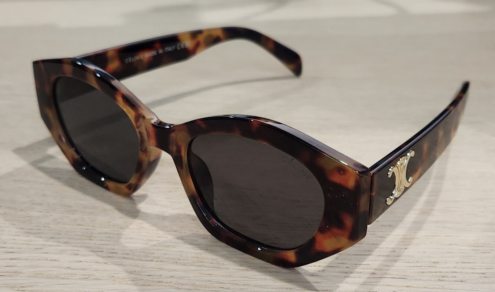 Celine Square Sunglasses Tortoiseshell Frame Bold Gold Logo New