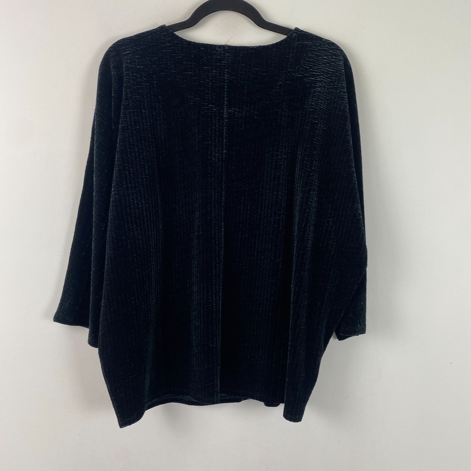 J Jill Wearever Crushed Velvet Wedge Top Size Large Black 3/4 Dolman Sleeves