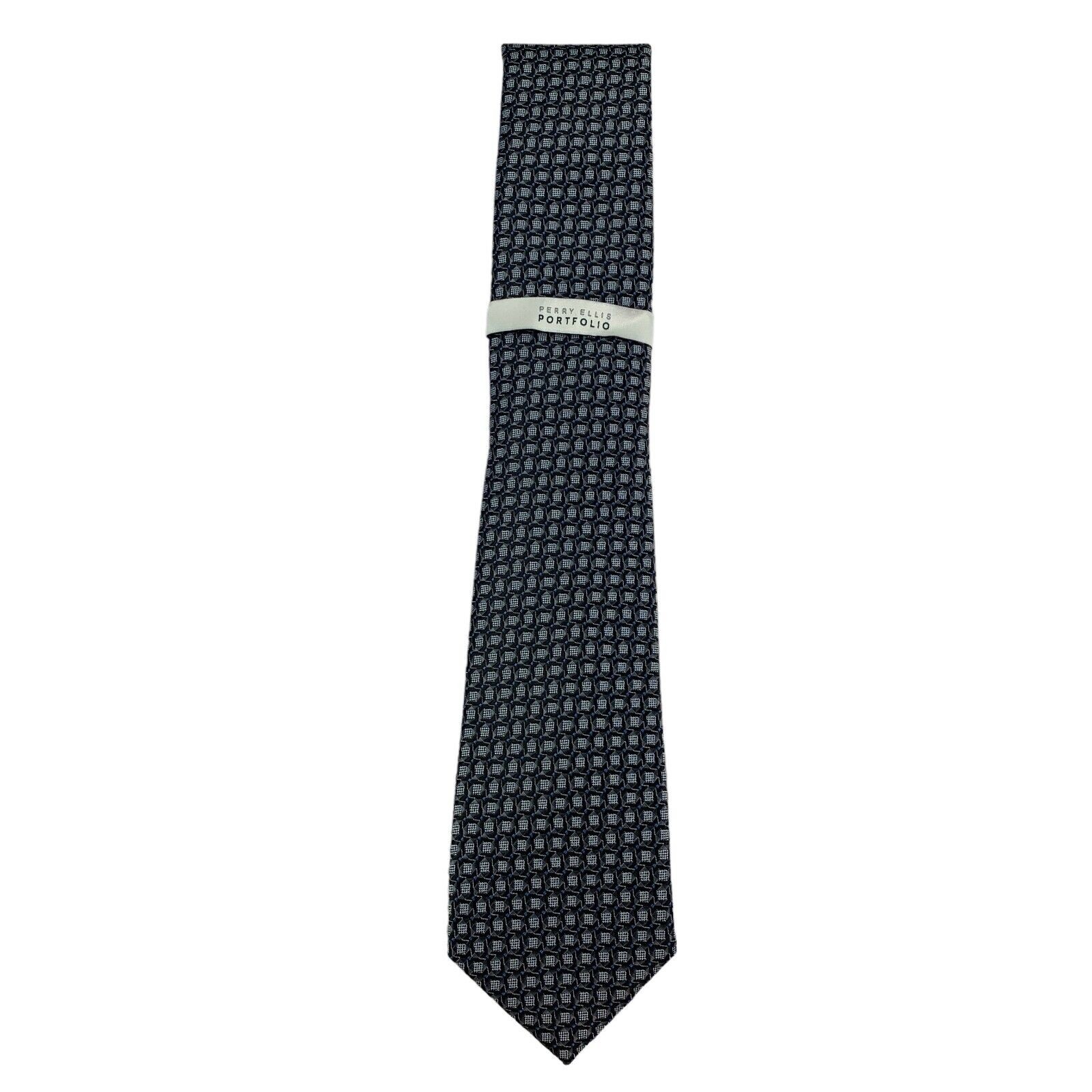 Perry Ellis Mens Cavert Geometric Diamond Print Neck Tie Black Gray 3 1/8″