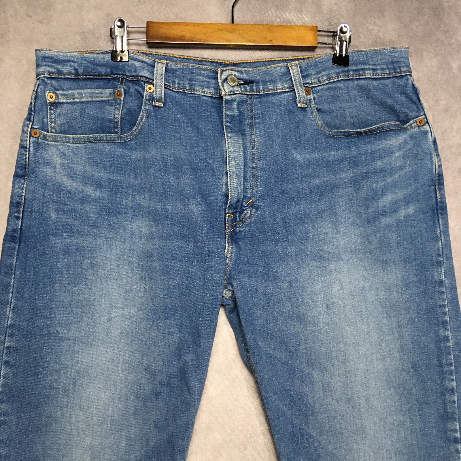Levis Mens 502 Taper Fit Blue Jeans size 38×30 Stretch Denim Pants Zipper Fly