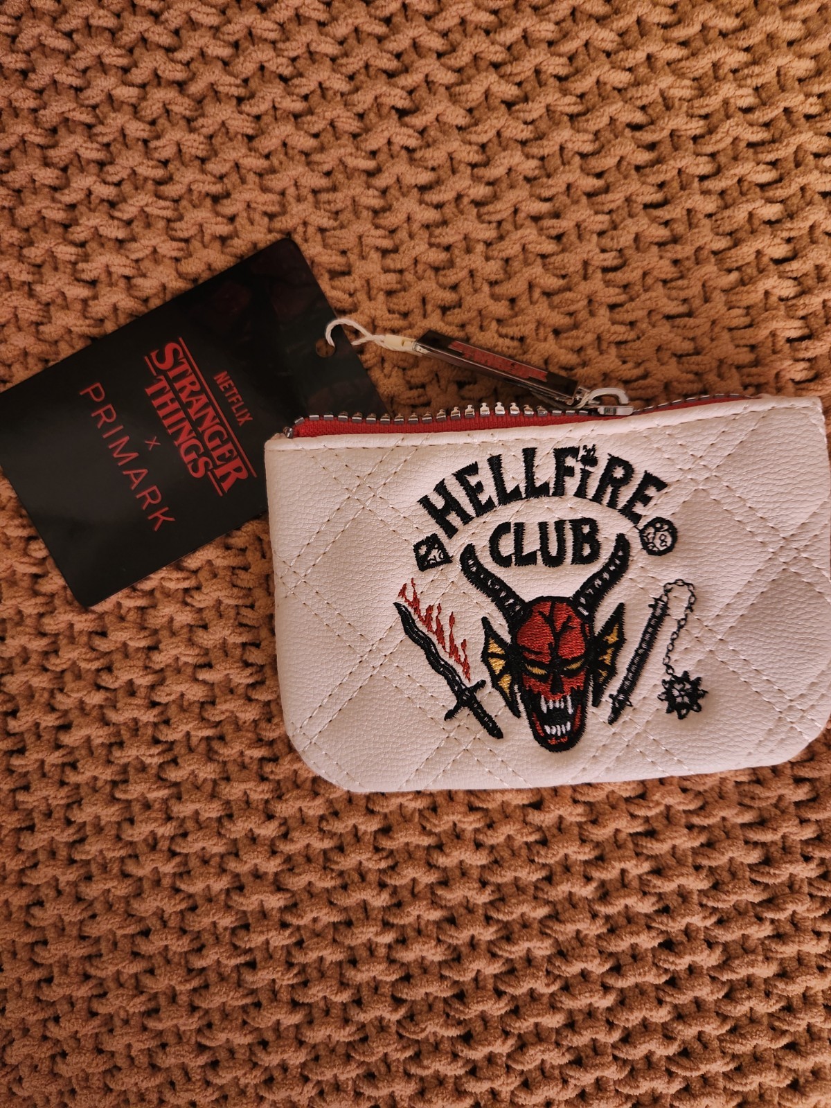 Stranger Things Primark Hellfire Club Quilted Coin Purse Cream New With Tags