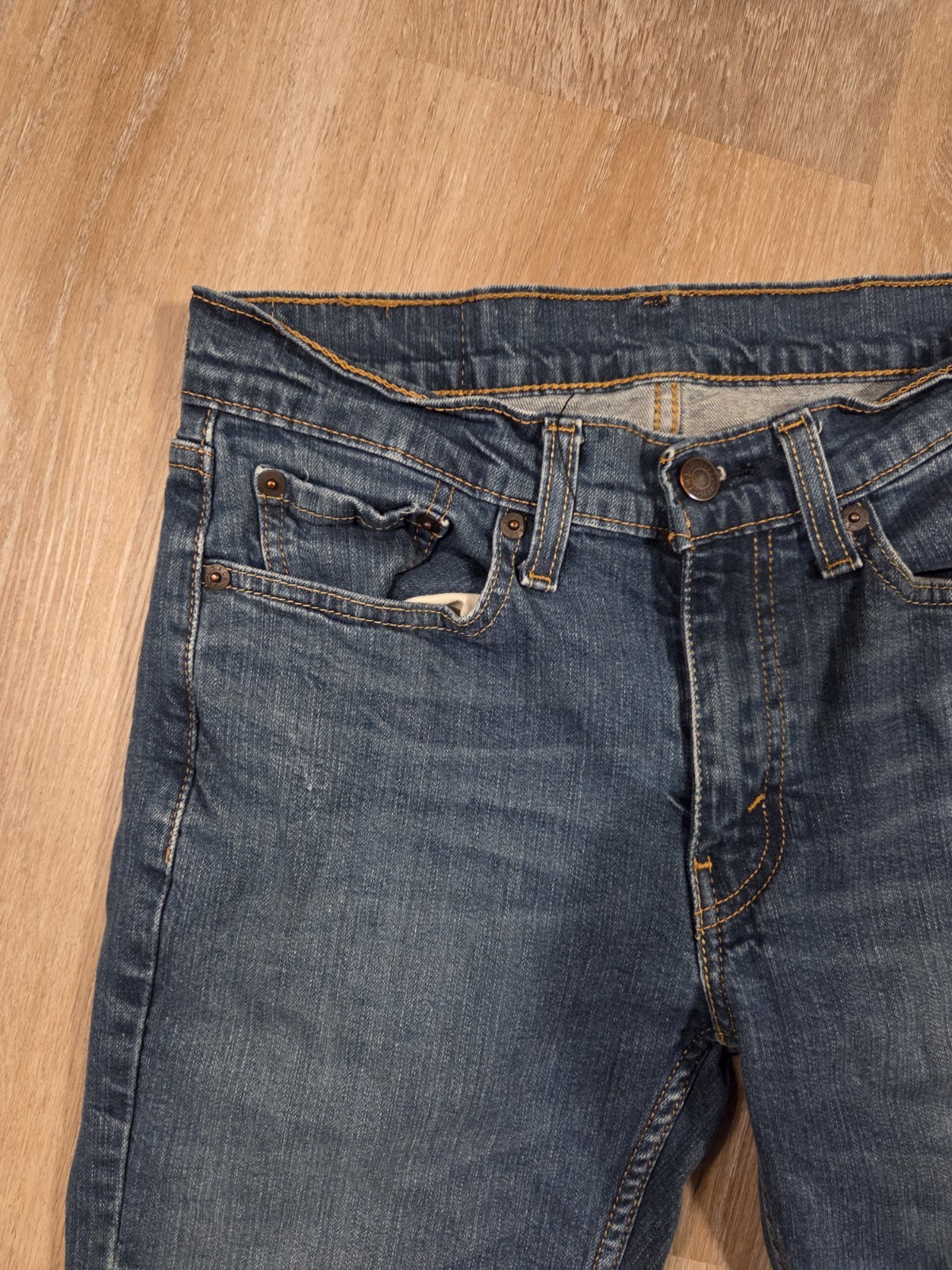 Levi’s 514 Men’s 29×30 Slim Straight Jeans Blue Medium Wash Denim 5-Pocket