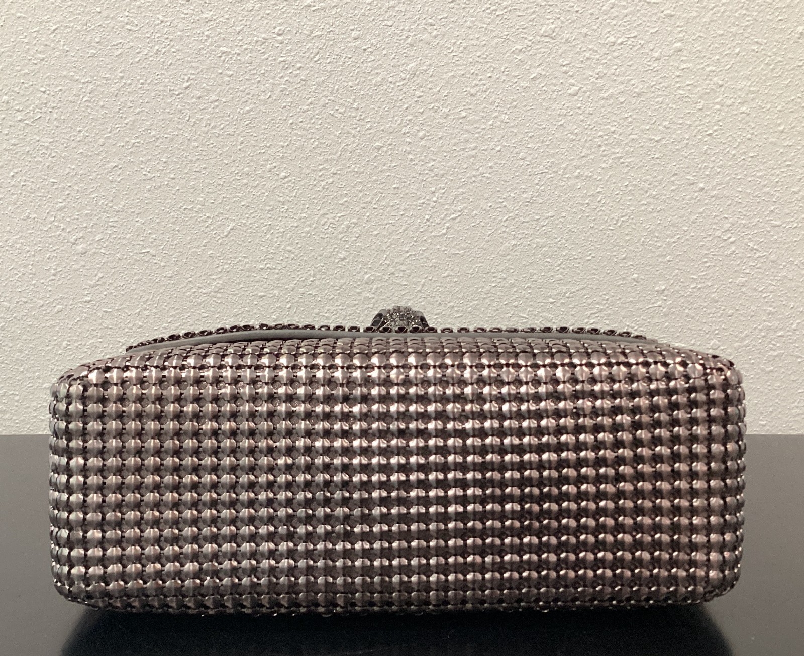 Kurt Geiger Kensington Chainmail Gunmetal 10.5″ x 6″ x 4″ Crossbody Large Eagle