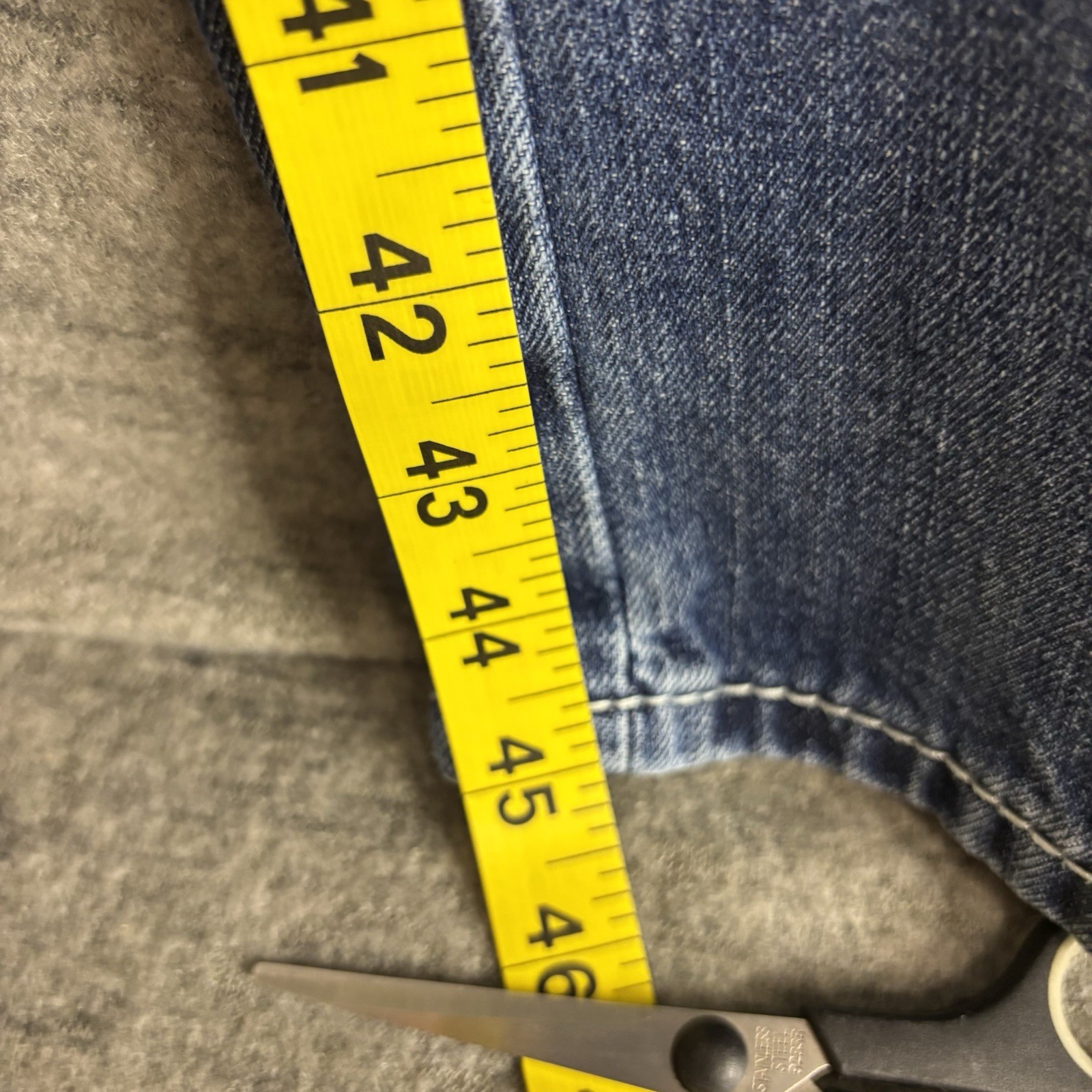 Ariat Men’s Jeans 44×34 Relax Bootcut M4 Workwear Cowboy Festival 32” inseam