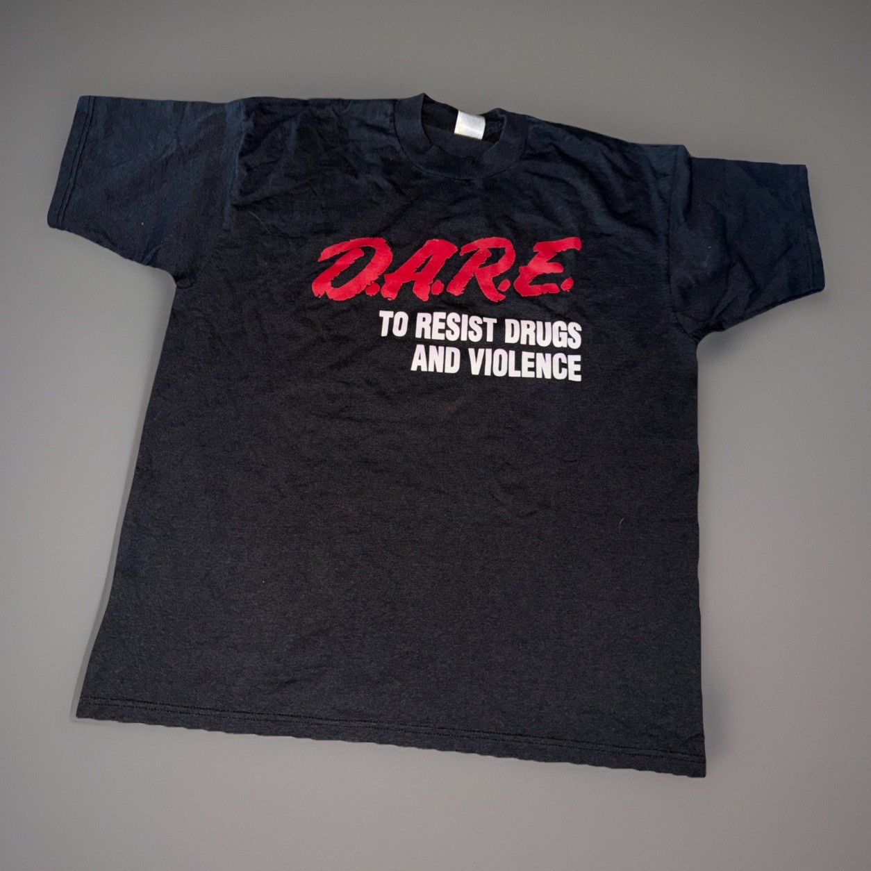 Vintage DARE To Resist Drugs And Violence T-Shirt Size Xl