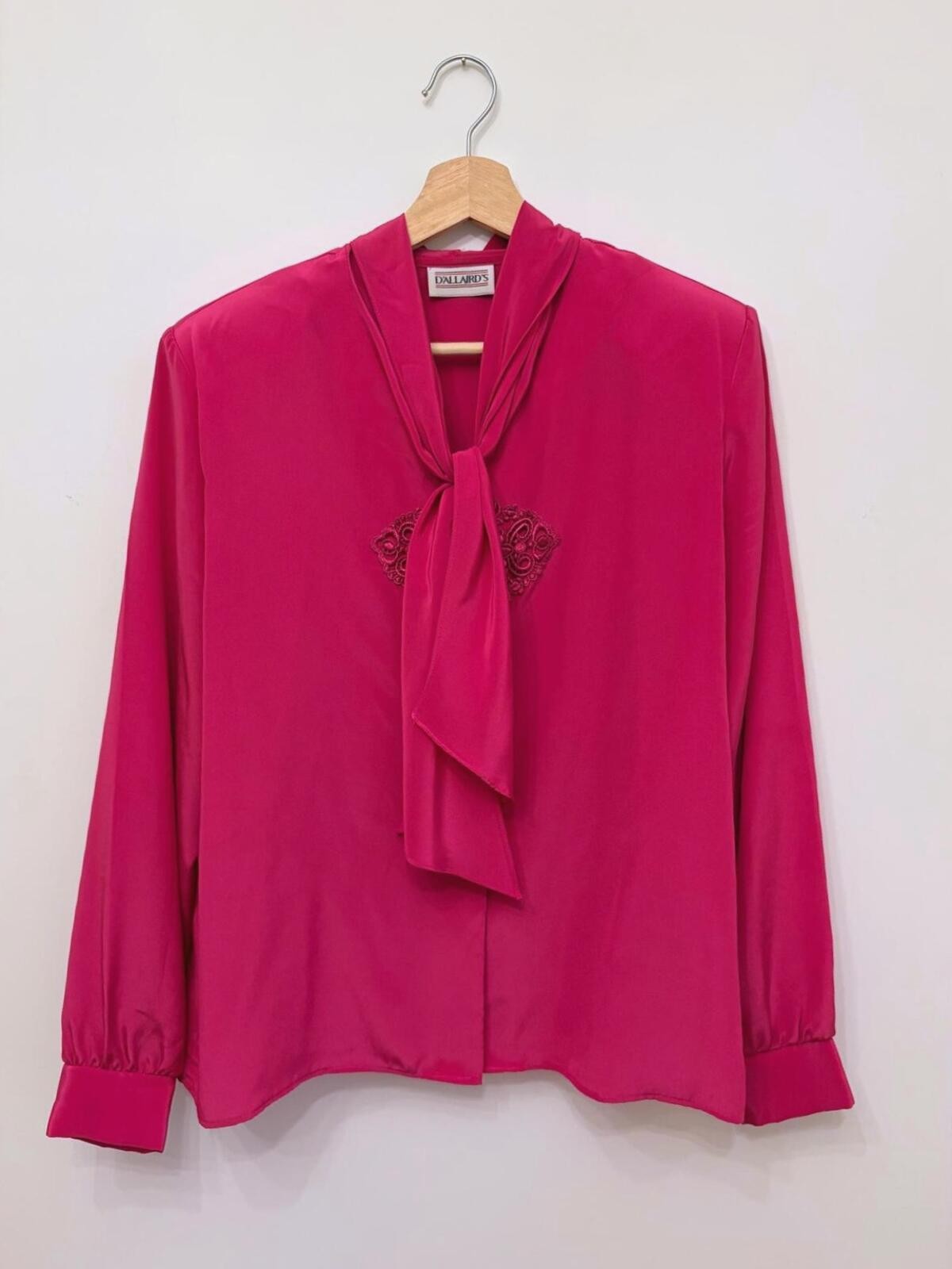 Vintage D’Allairds Fuchsia Bow Blouse | 80s Lace Detail Pink Secretary Top