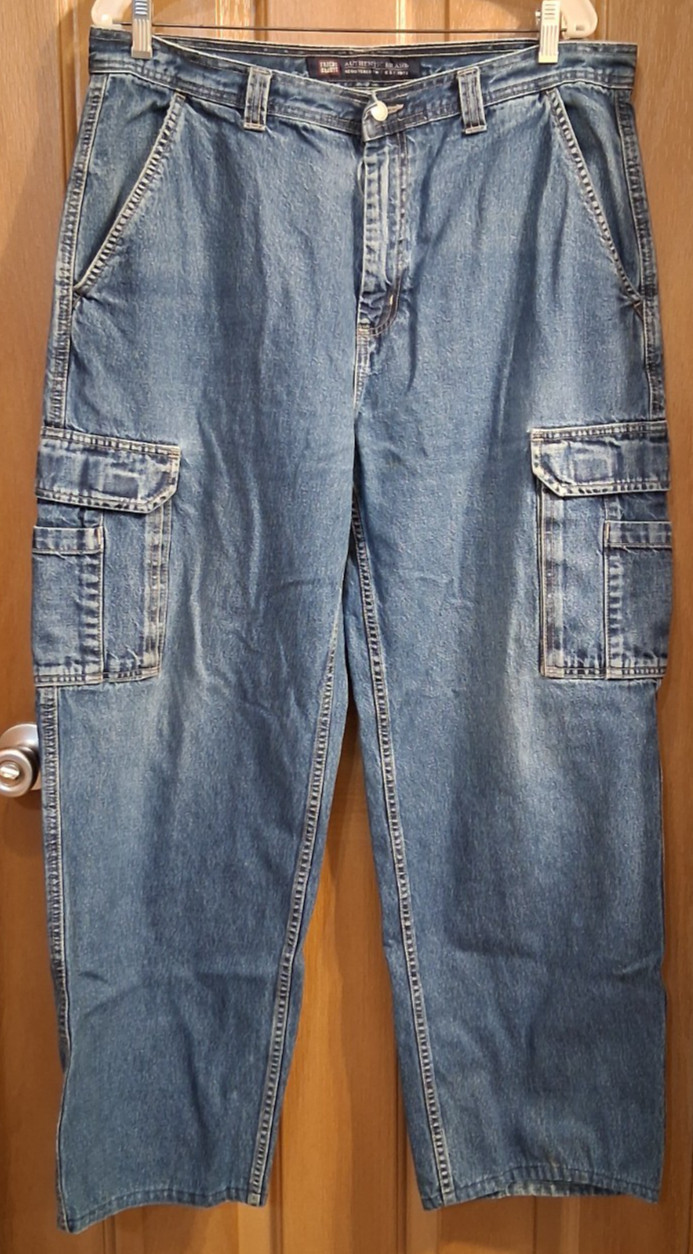Faded Glory Dark Stone Washed Blue Jean Cargo Pants 36 x 32 (tape says 28)