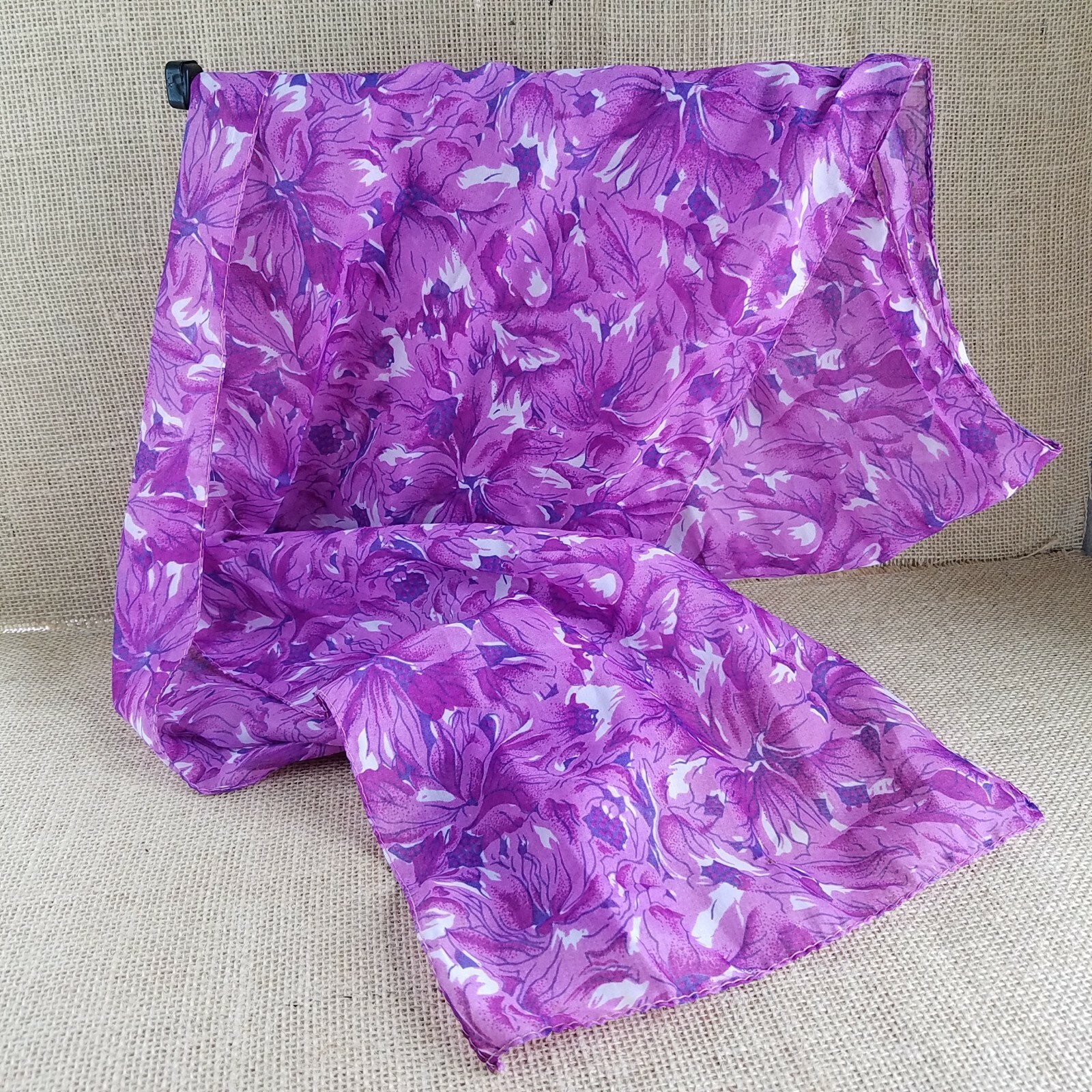 Ladies Scarf Purple Fowers Wrap B5-685