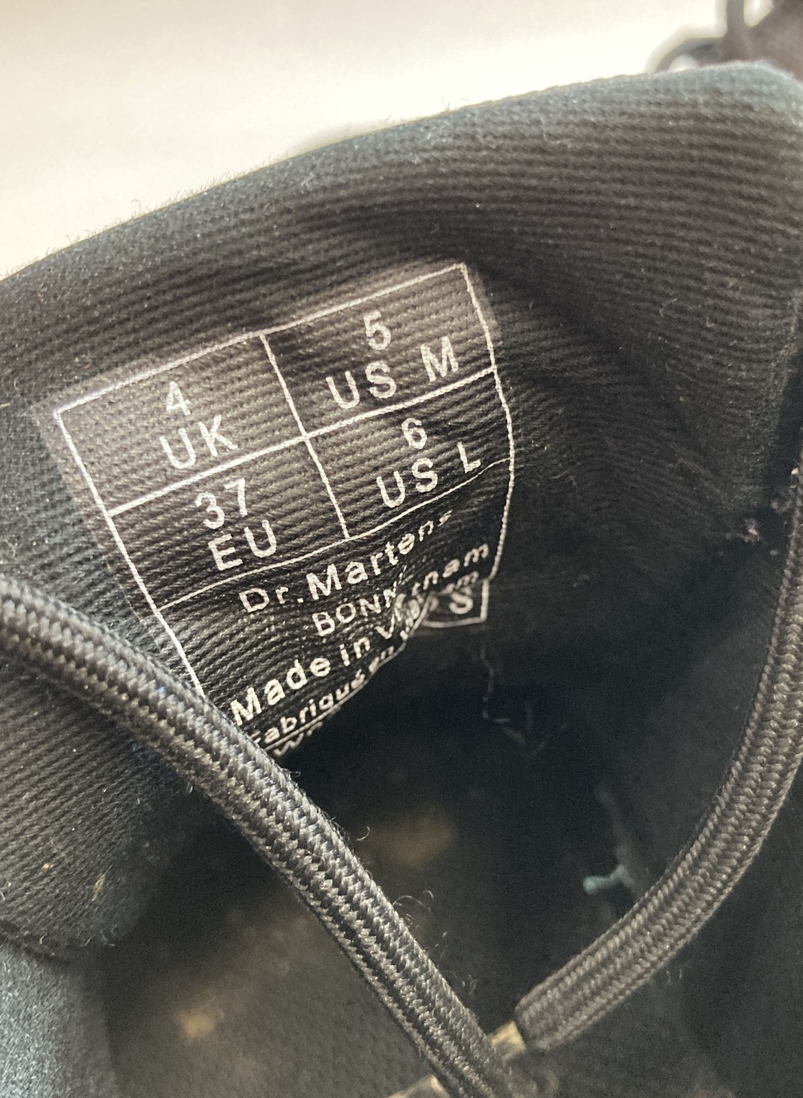 Dr. Martens Bonny Tech Black Canvas Nylon Chukka Boots Women’s Size 6
