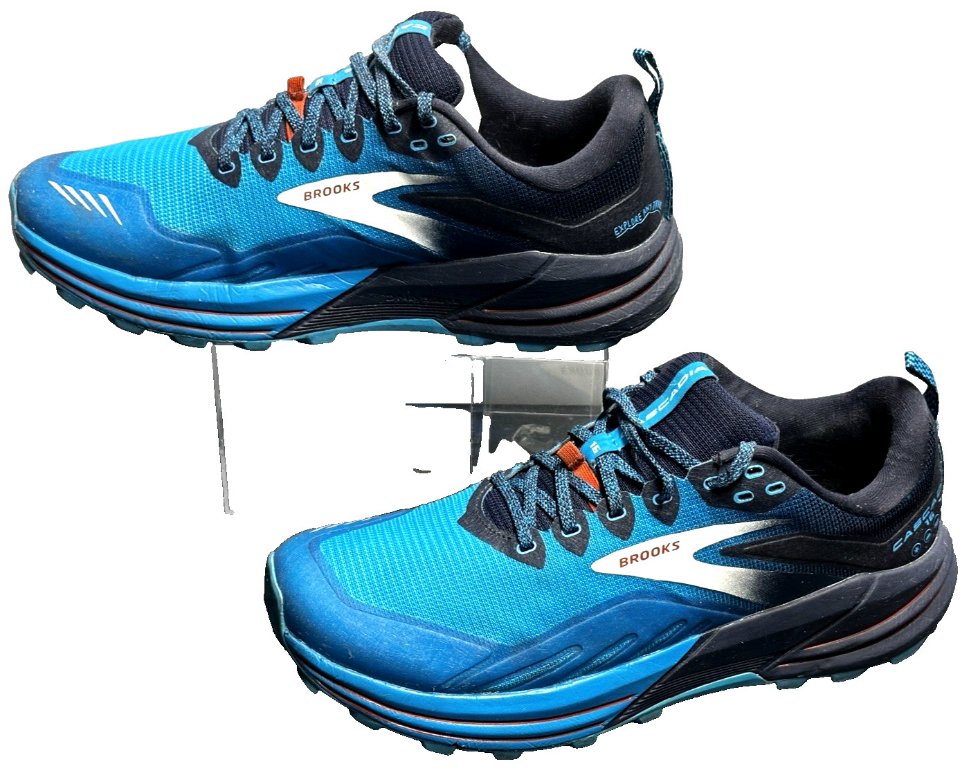 Brooks Cascadia 16 Trail Running Sneakers Men’s SZ: 11 Blue Black -Used