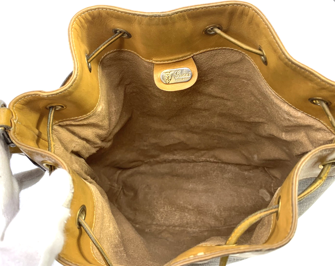 GUCCI VINTAGE Drawstring Shoulder Bag Sherry Micro-GG Camel Classic Authentic