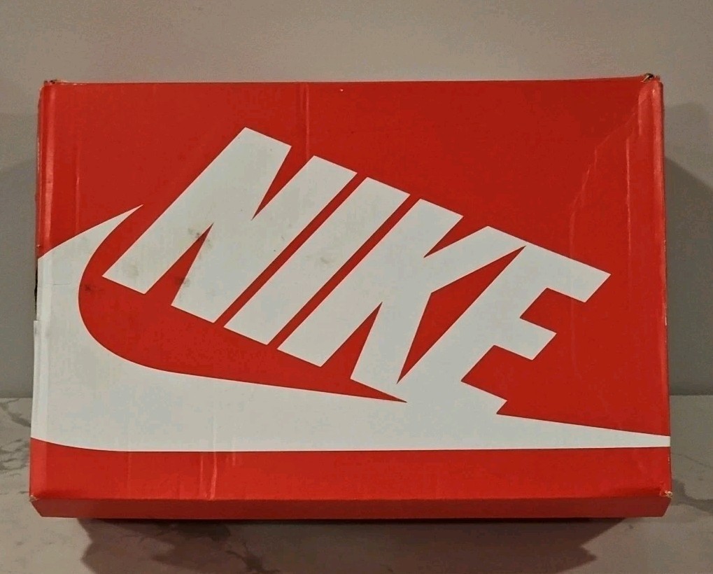 Nike Air Max Correlate Womens Size 9.5 Sneakers Shoes White Dark Grey Purple New