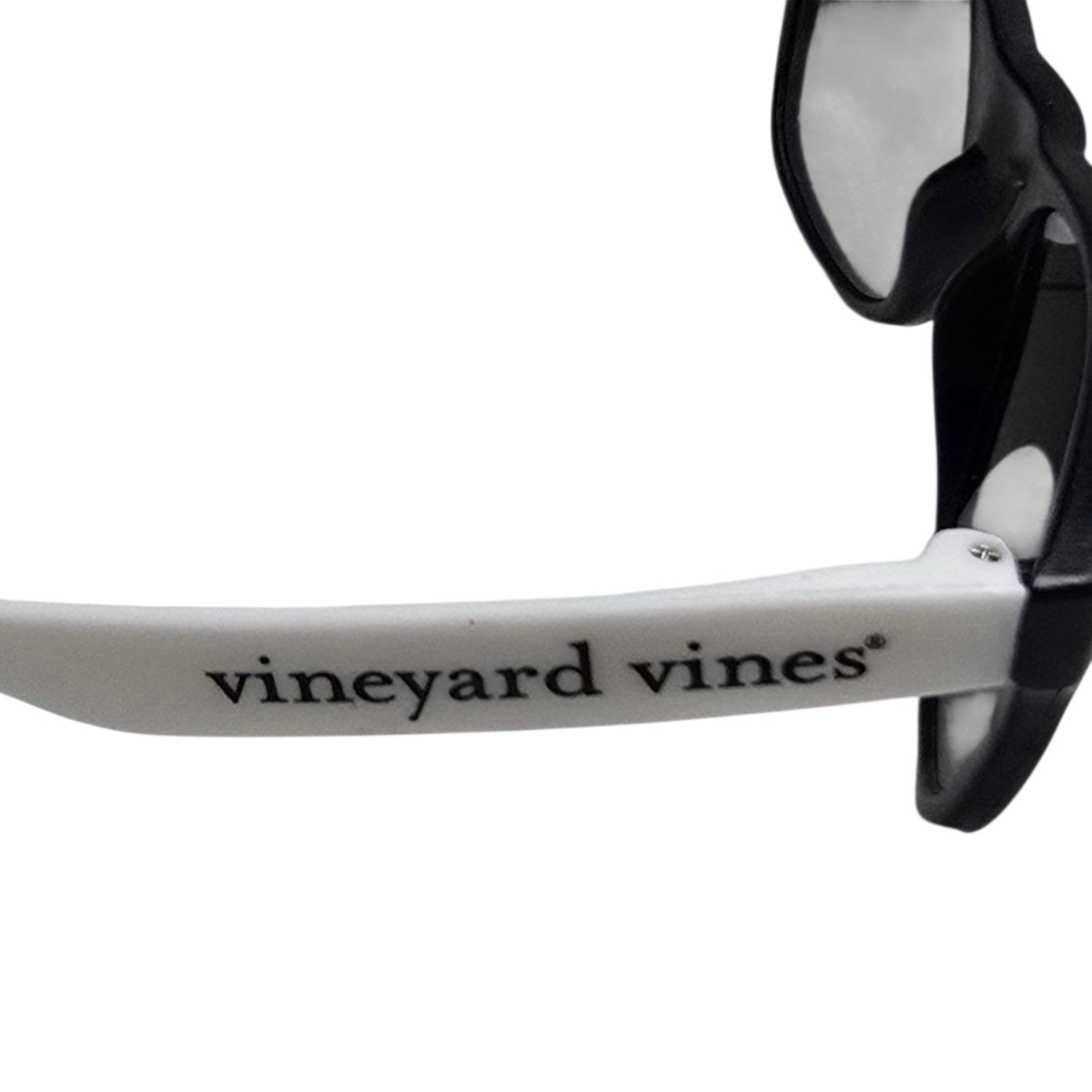 Vineyard Vines Sunglasses Black White Unisex Preppy Whale Logo Summer