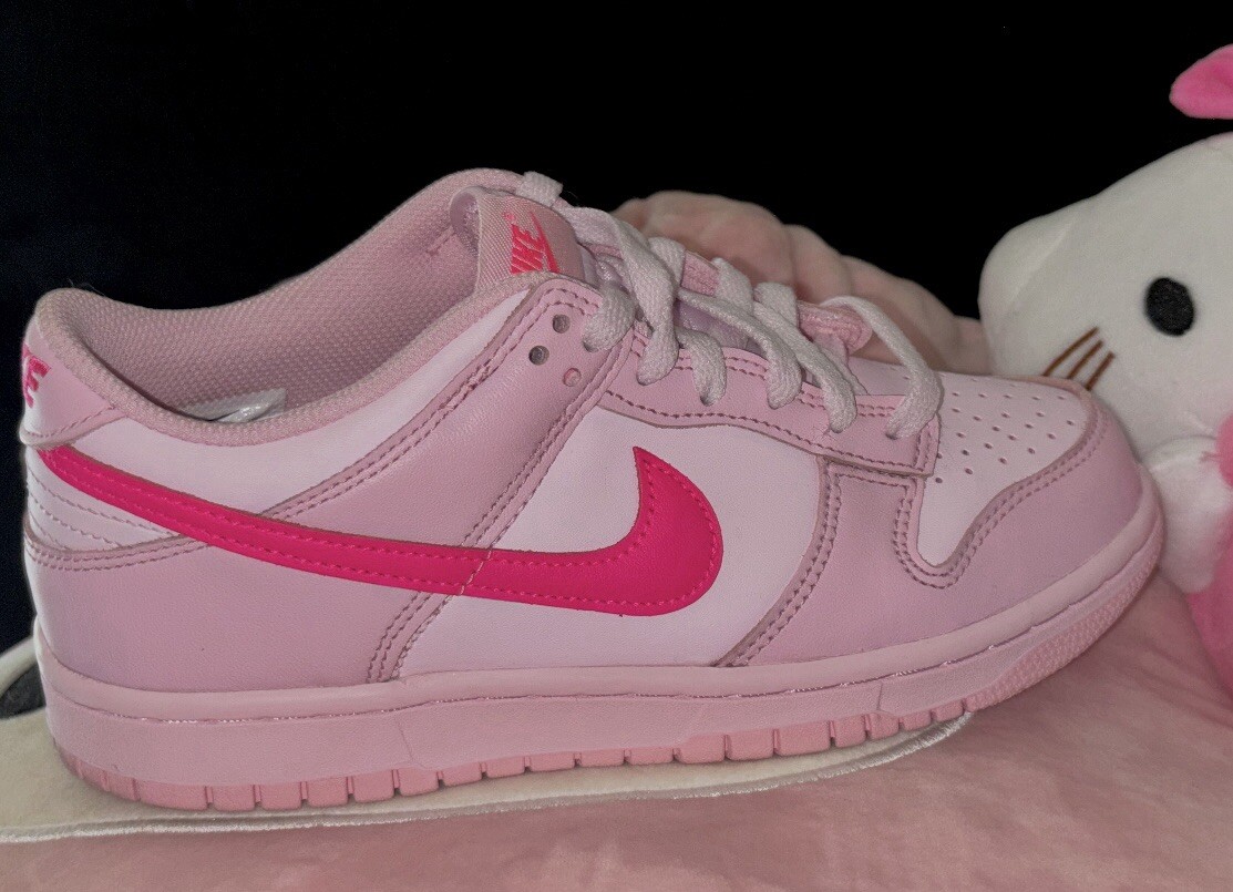 Nike Dunk Low pink