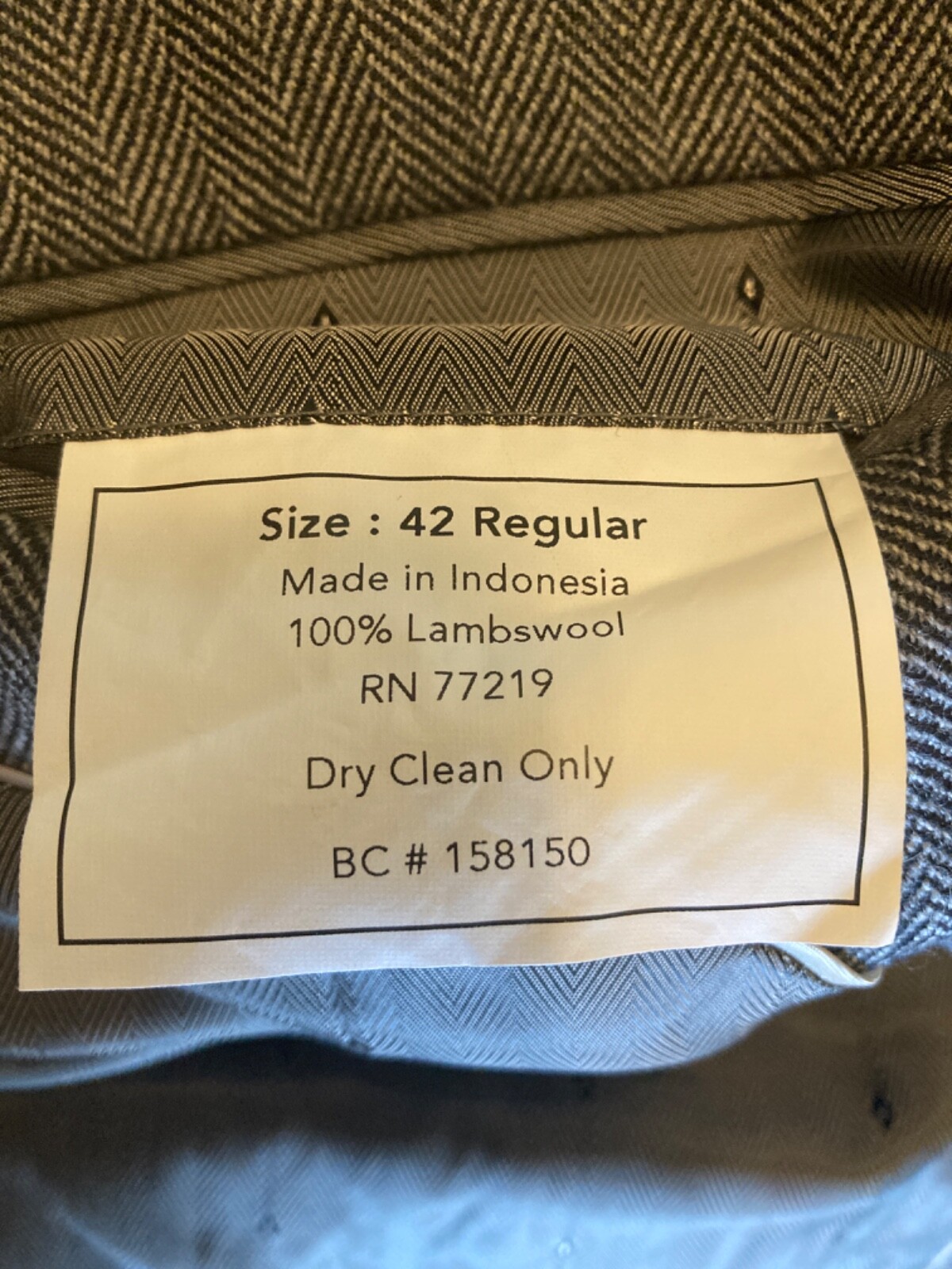Joseph & Feiss 100% Lambswool Sport Coat Size 42R Gold Label Gray Herringbone