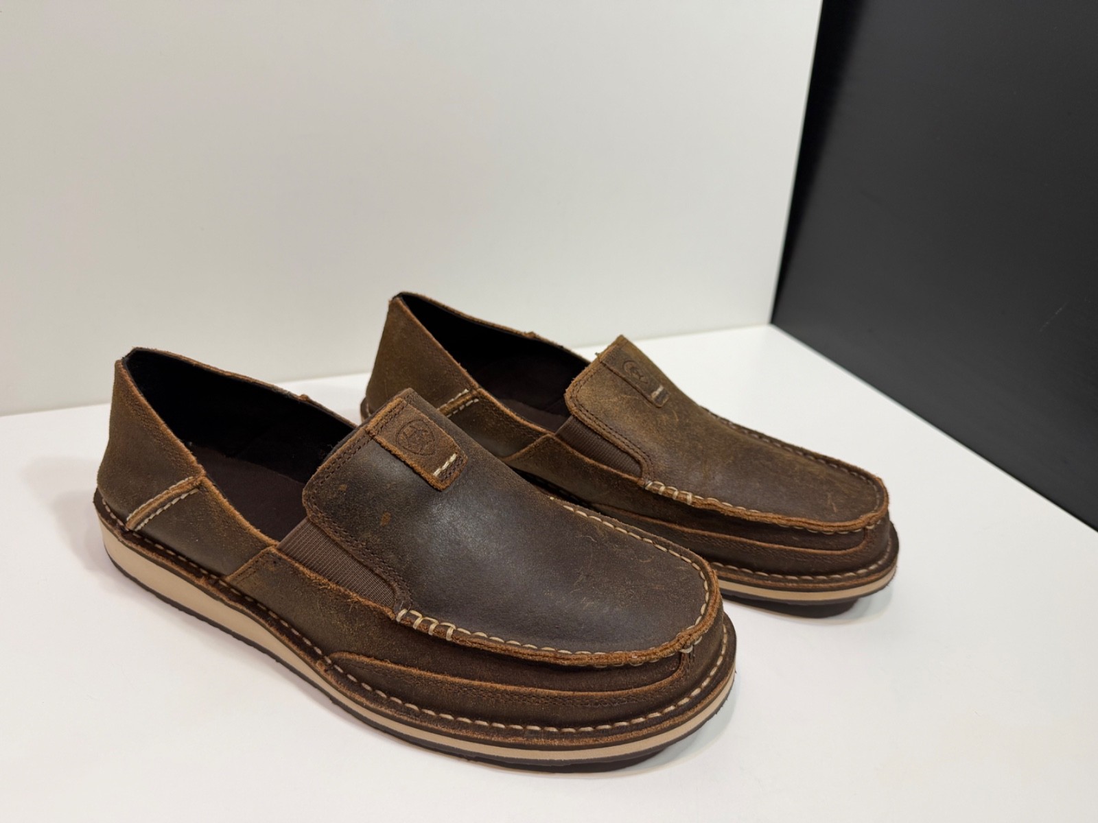 ARIAT MENS CRUISER SLIP ON LEATHER SHOES ROUGH OAK US 11 EE UK 10 W EUR 44.5 W